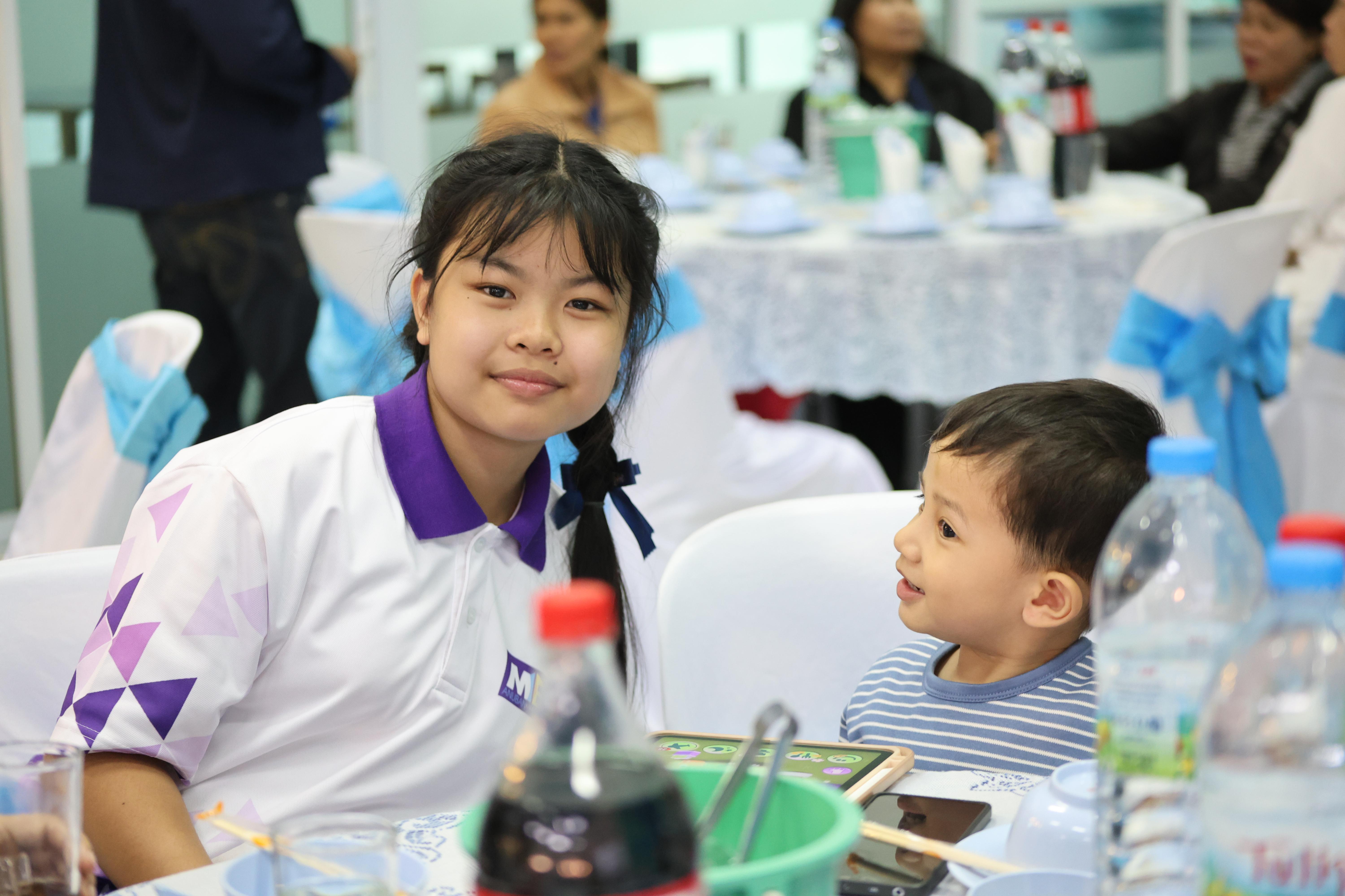 43. EDU สังสรรค์ปีใหม่ สวัสดีปีม้า