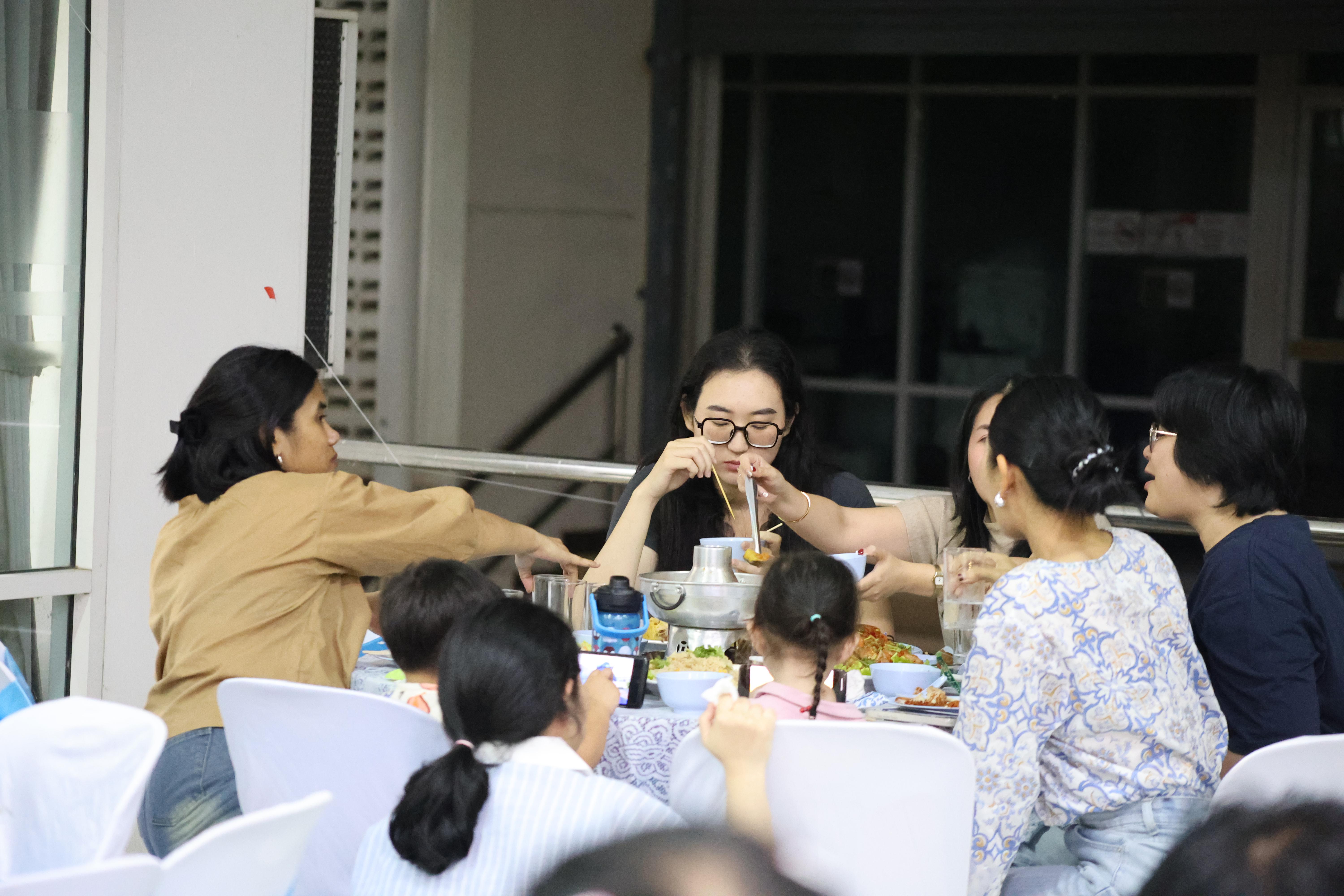 203. EDU สังสรรค์ปีใหม่ สวัสดีปีม้า