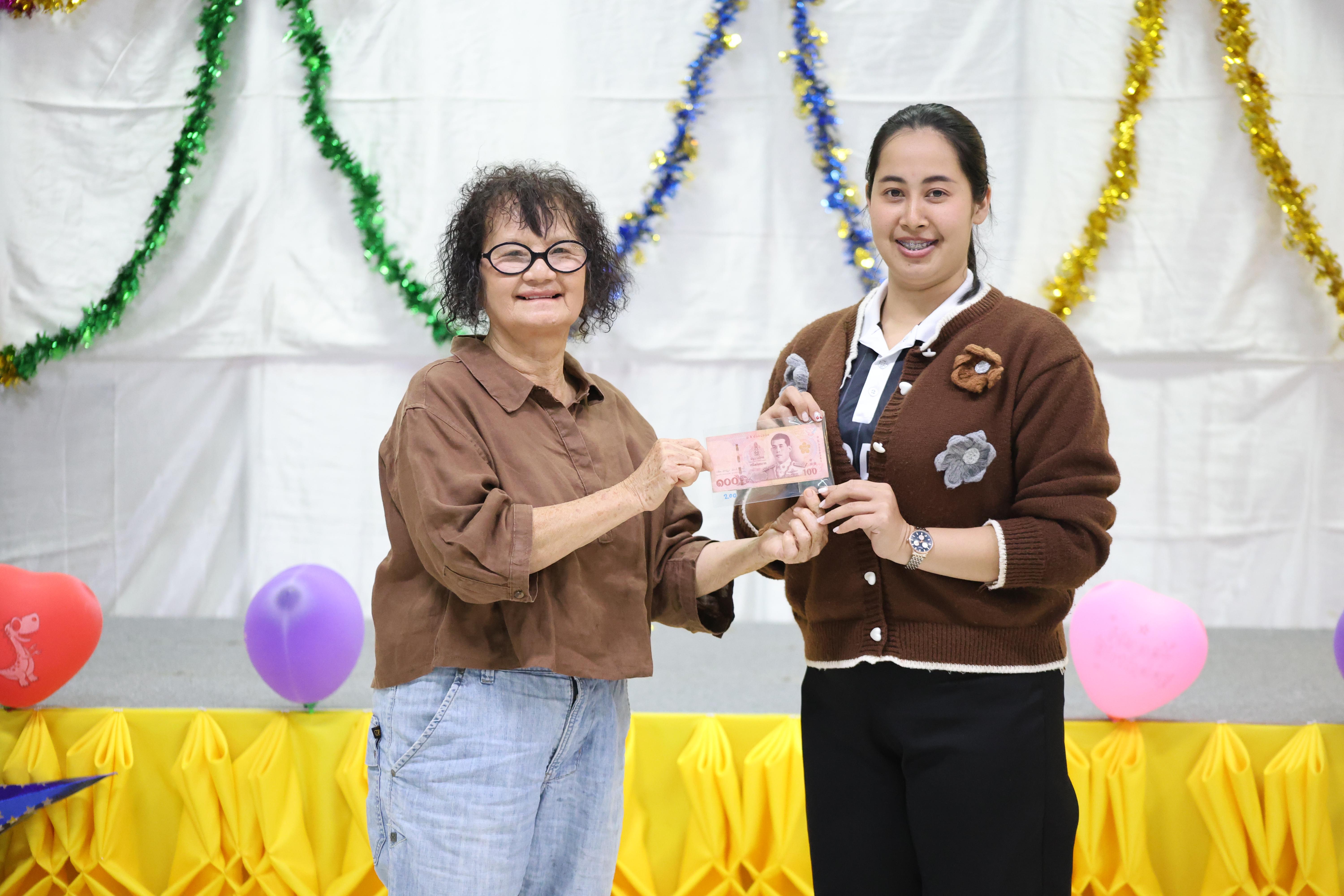 249. EDU สังสรรค์ปีใหม่ สวัสดีปีม้า