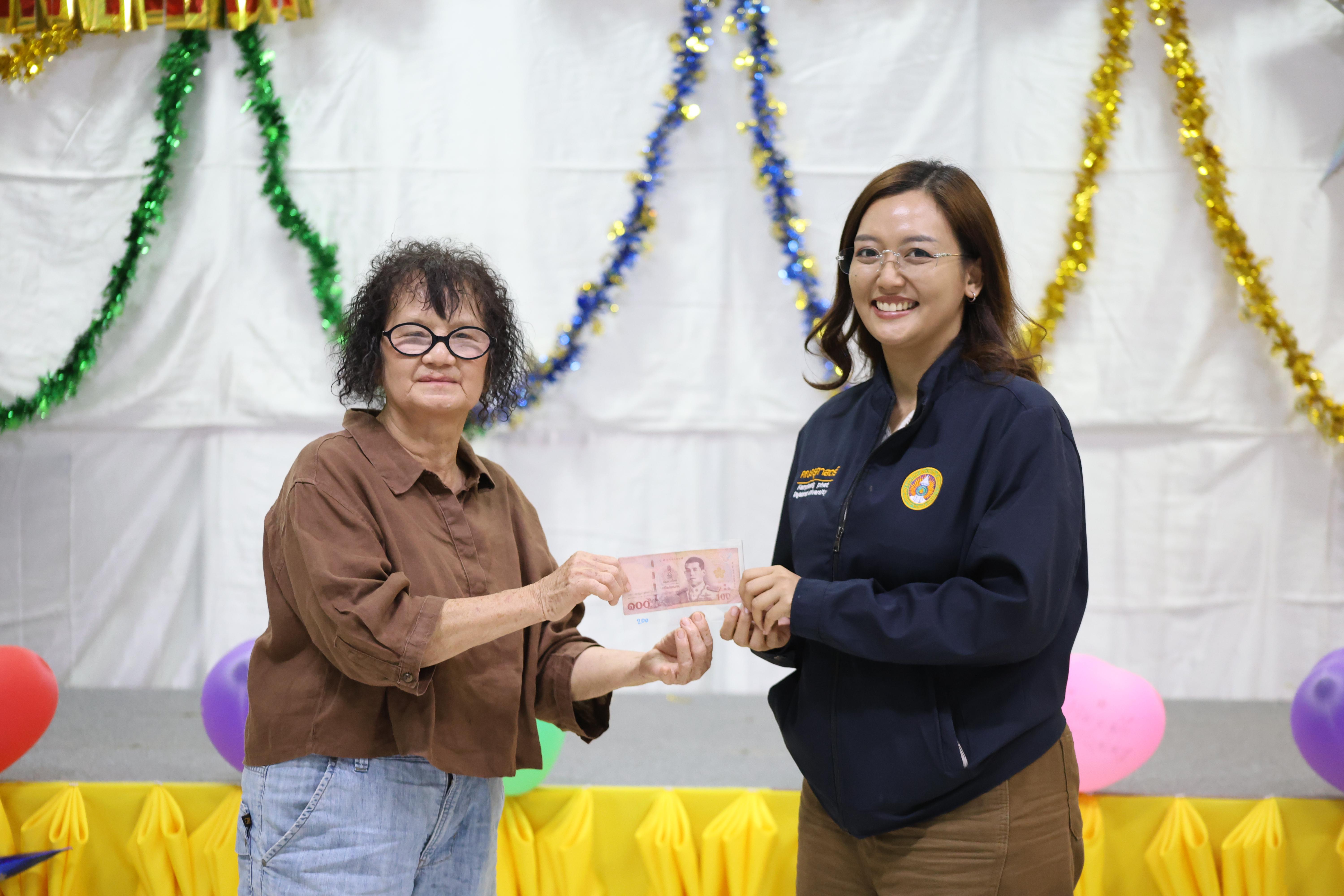 250. EDU สังสรรค์ปีใหม่ สวัสดีปีม้า