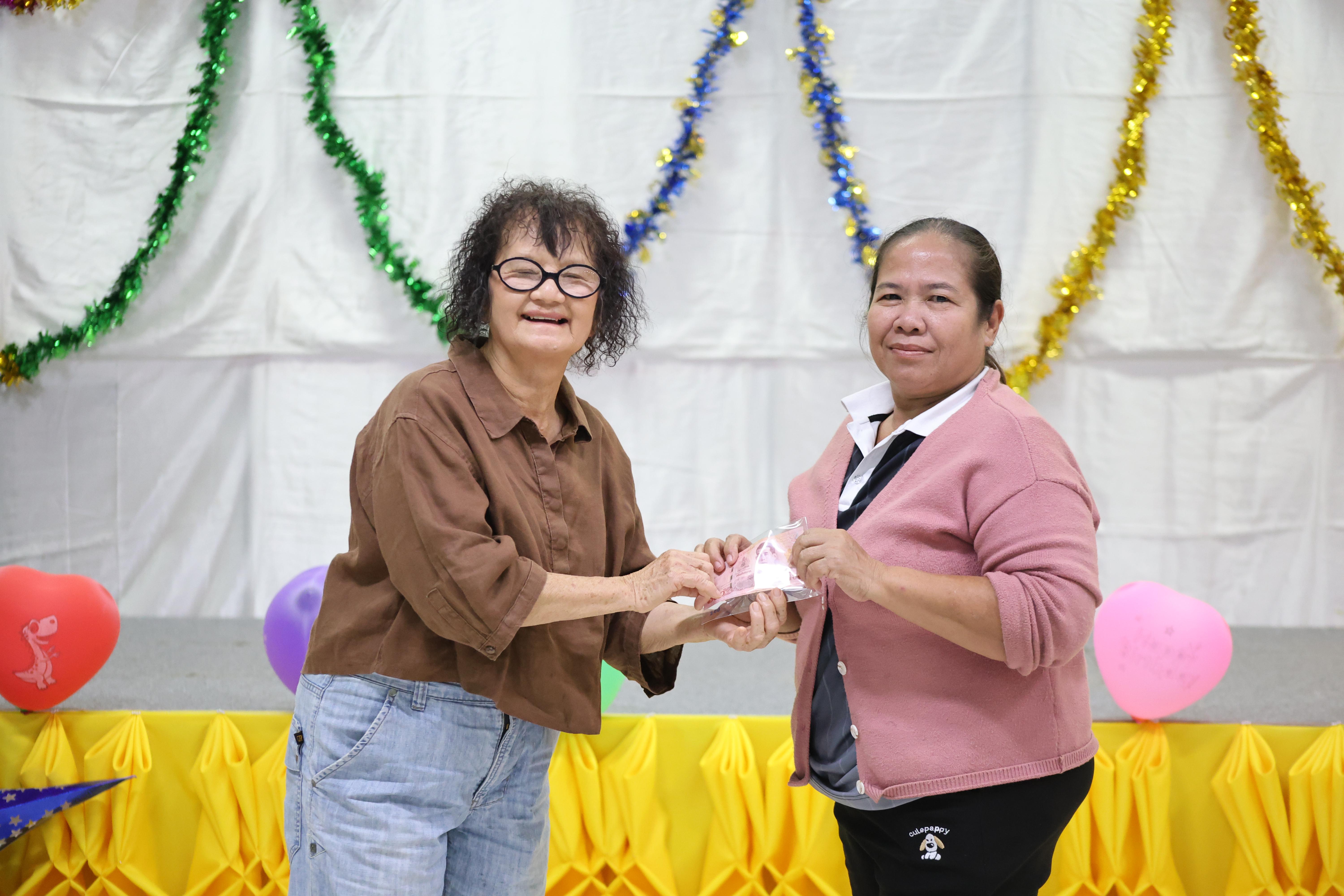 251. EDU สังสรรค์ปีใหม่ สวัสดีปีม้า