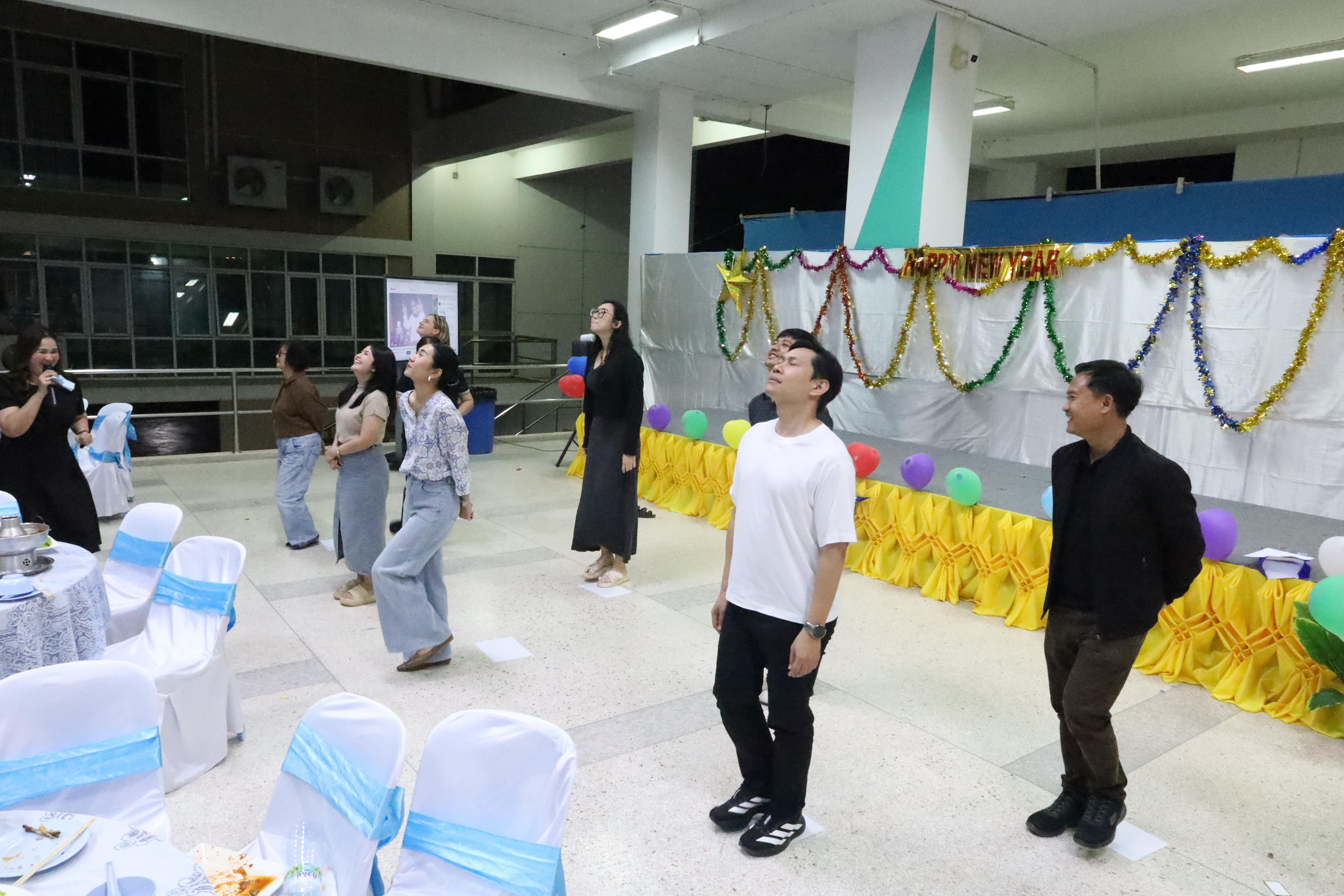 381. EDU สังสรรค์ปีใหม่ สวัสดีปีม้า