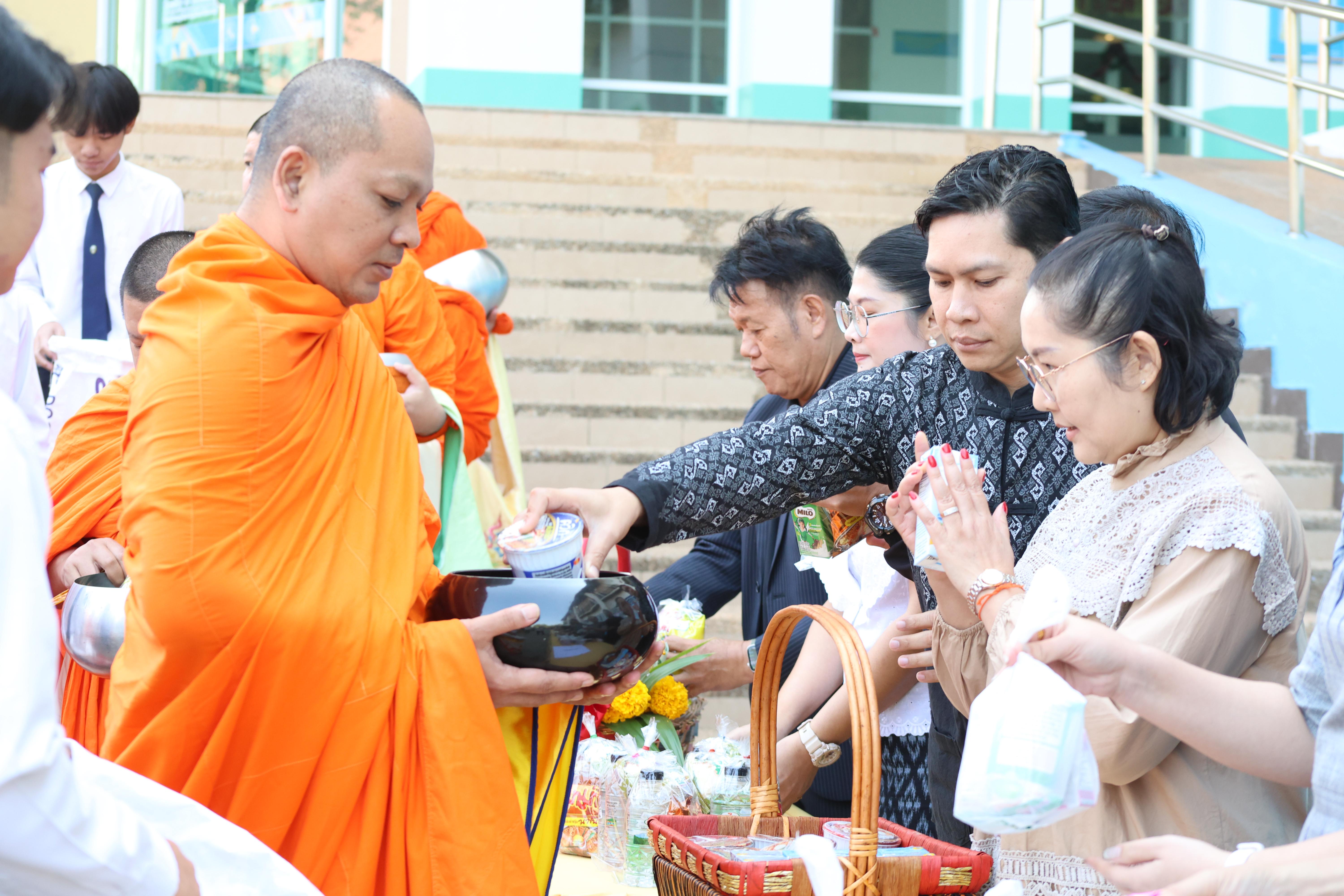 131. ทำบุญเนื่องในวันขึ้นปีใหม่ ประจำปี2569