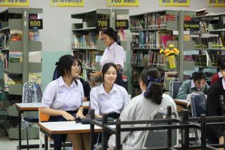 1. แนะแนวการศึกษาต่อ (วิทยาศาสตร์ทั่วไป-ภาษาจีน)