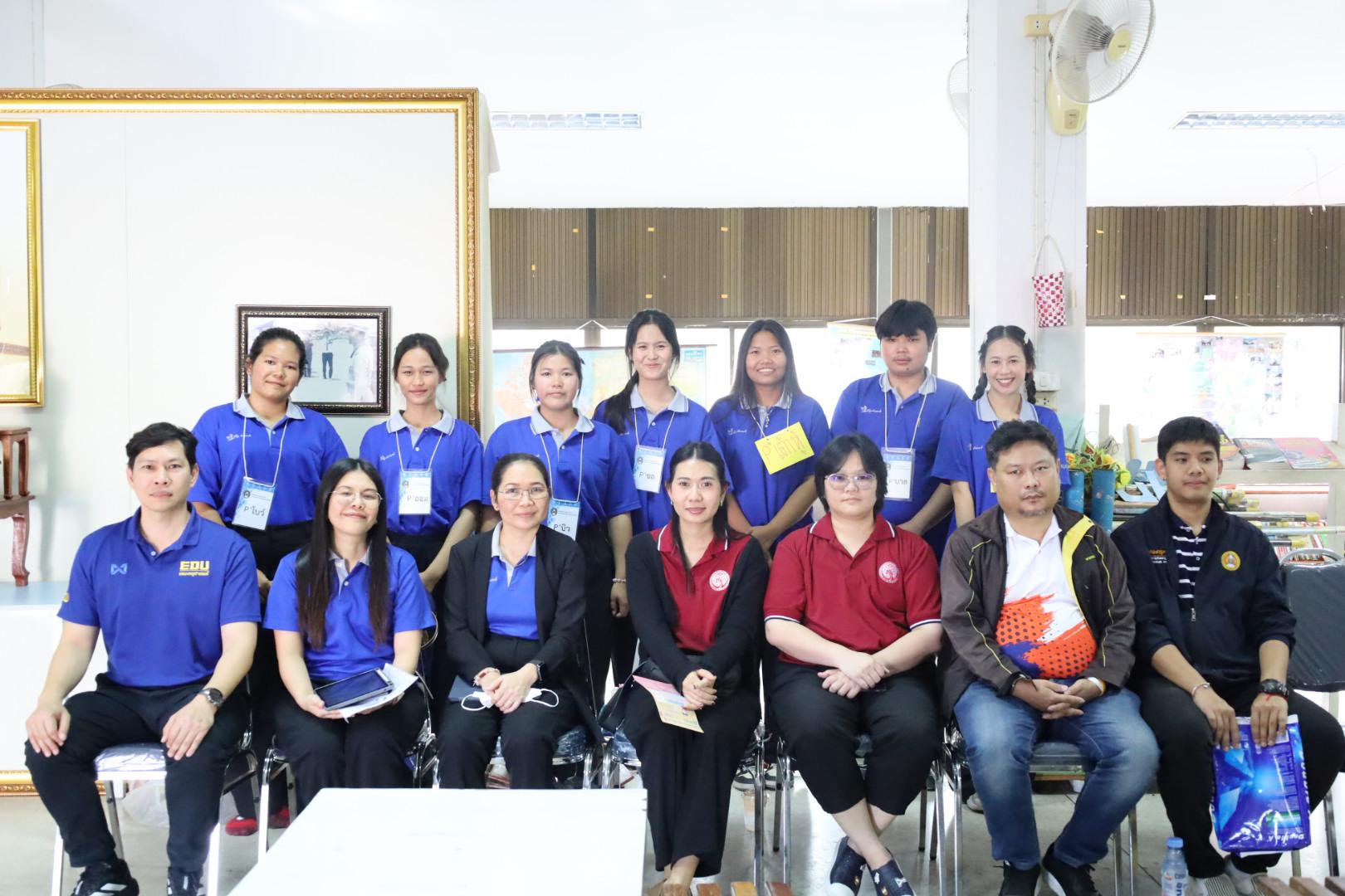 12. แนะแนวการศึกษาต่อ (วิทยาศาสตร์ทั่วไป-ภาษาจีน-คอมพิวเตอร์)