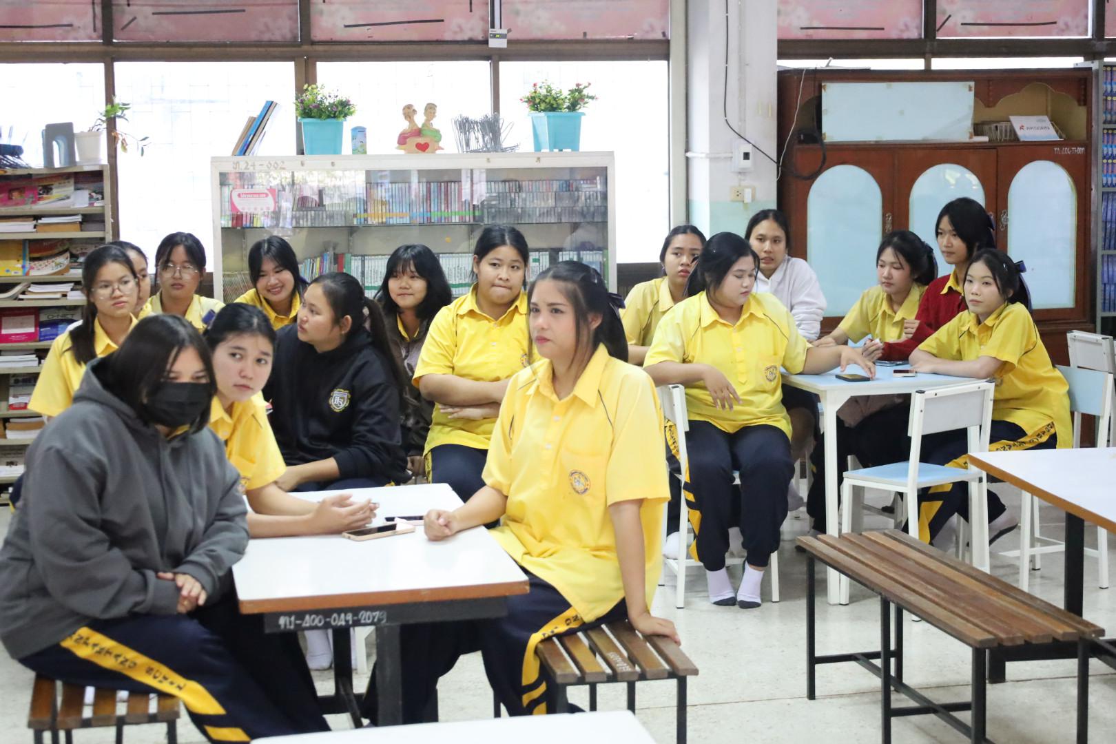 19. แนะแนวการศึกษาต่อ (วิทยาศาสตร์ทั่วไป-ภาษาจีน-คอมพิวเตอร์)