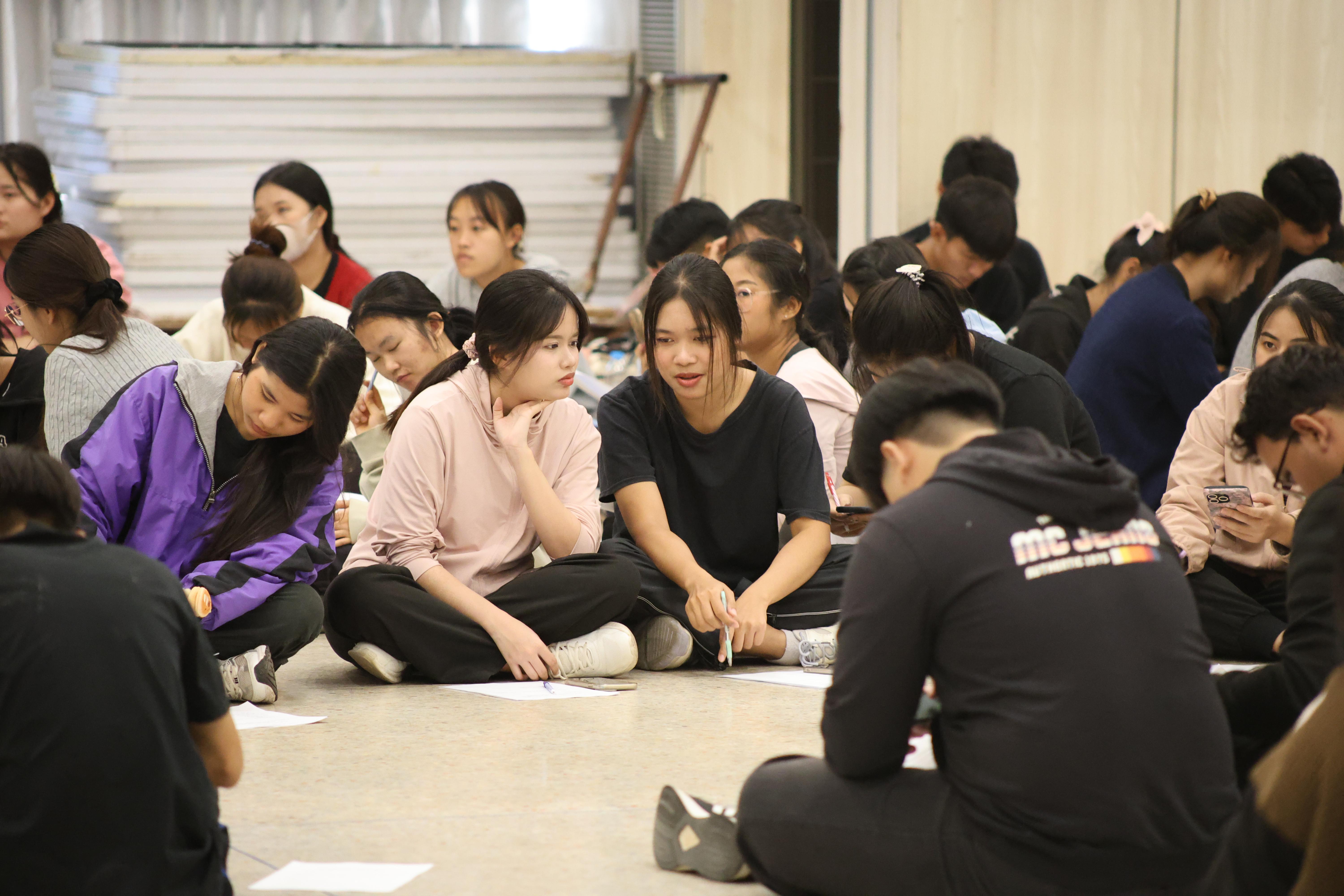 6. กิจกรรมอบรมสัมมนาเชิงปฏิบัติการ "ครูนักพัฒนา" ชั้นปีที่ 2