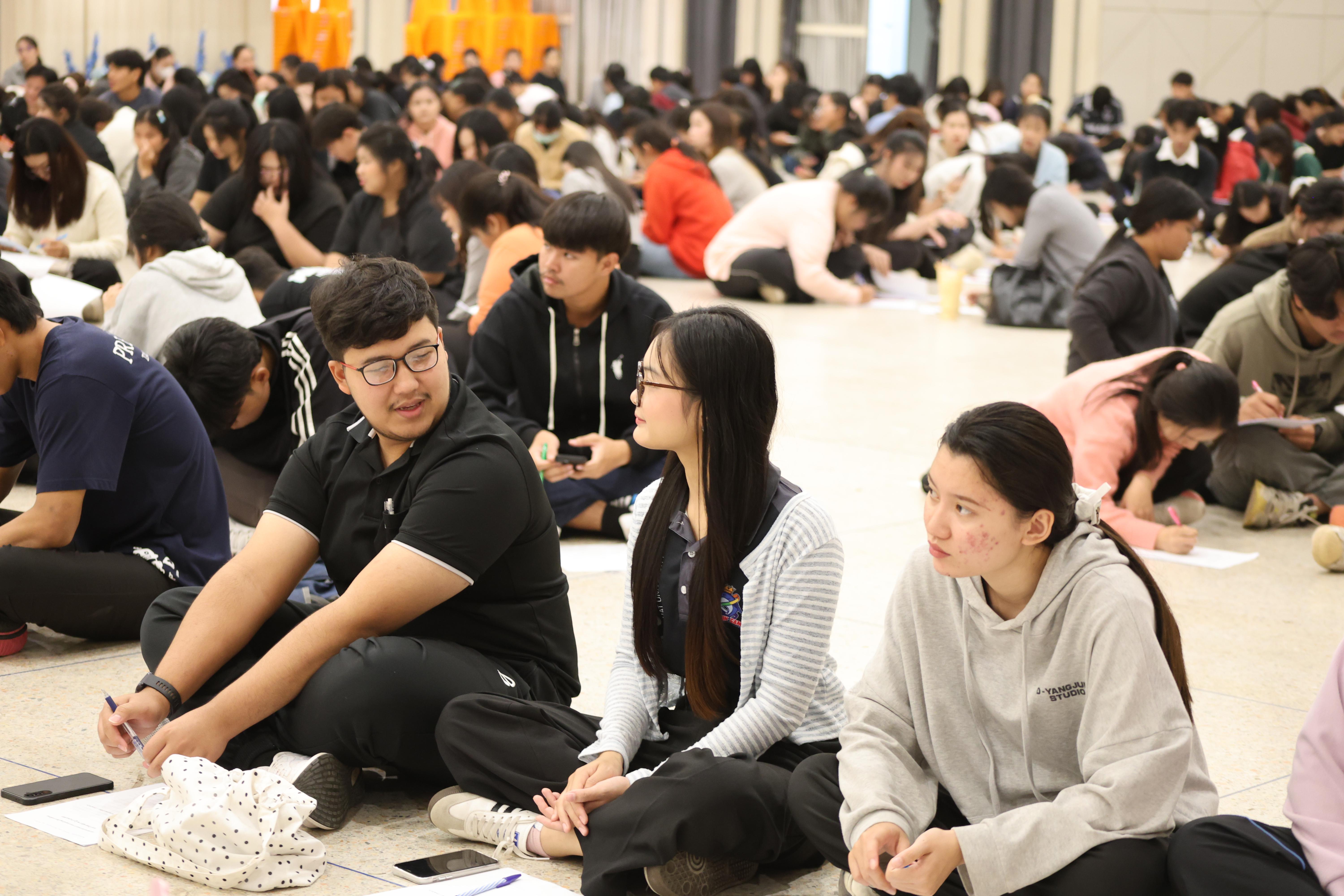 7. กิจกรรมอบรมสัมมนาเชิงปฏิบัติการ "ครูนักพัฒนา" ชั้นปีที่ 2