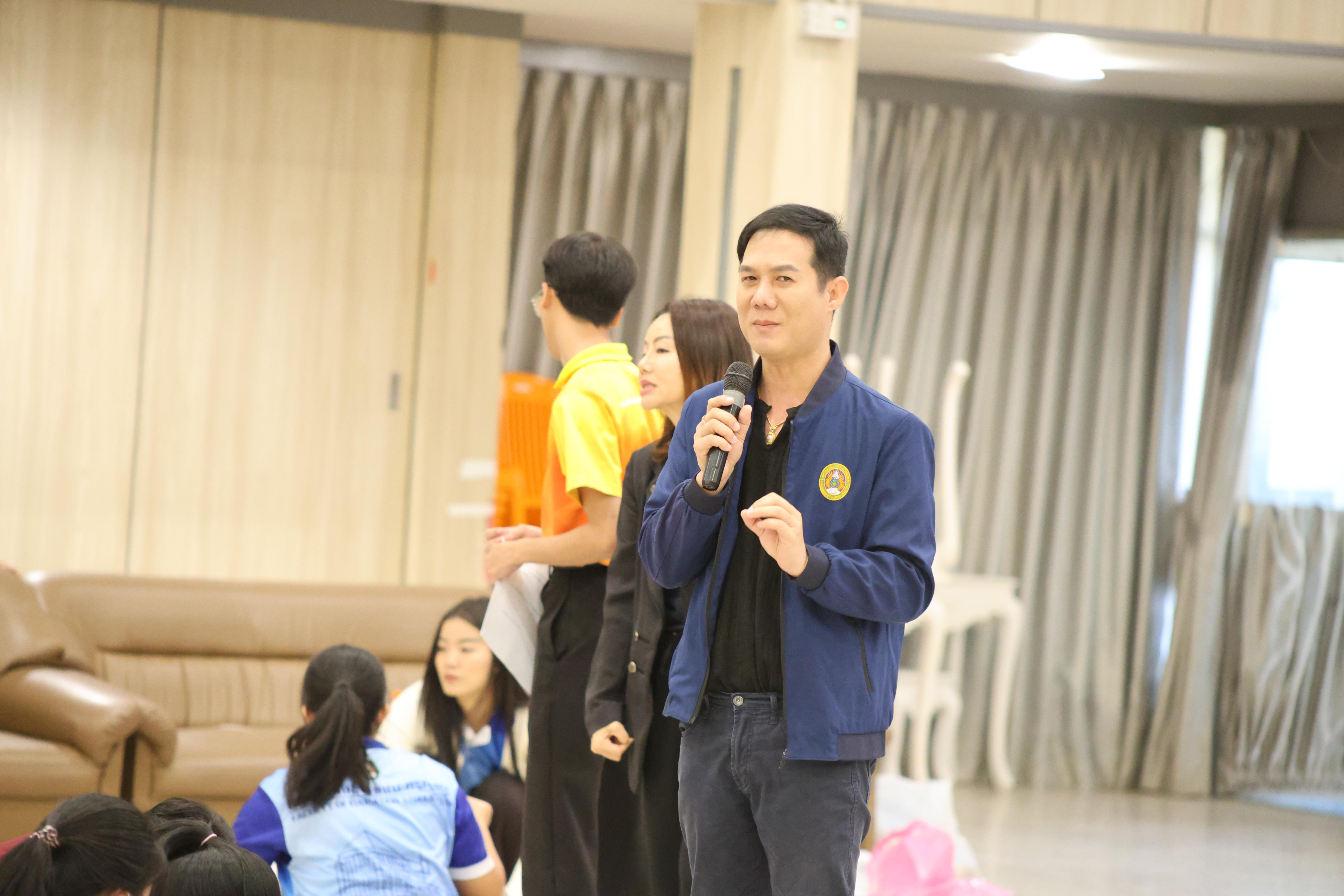 22. กิจกรรมอบรมสัมมนาเชิงปฏิบัติการ "ครูนักพัฒนา" ชั้นปีที่ 2