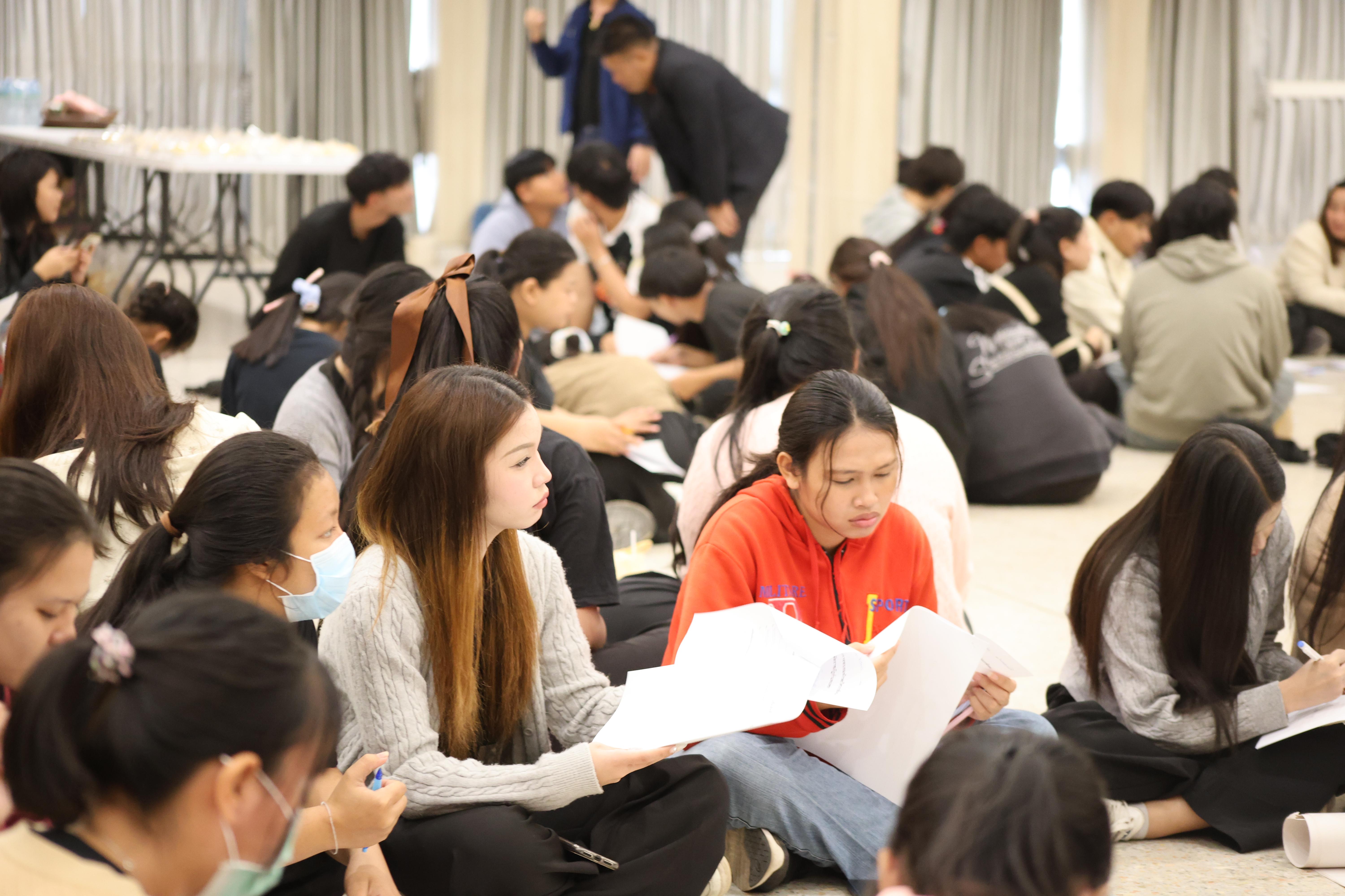 42. กิจกรรมอบรมสัมมนาเชิงปฏิบัติการ "ครูนักพัฒนา" ชั้นปีที่ 2