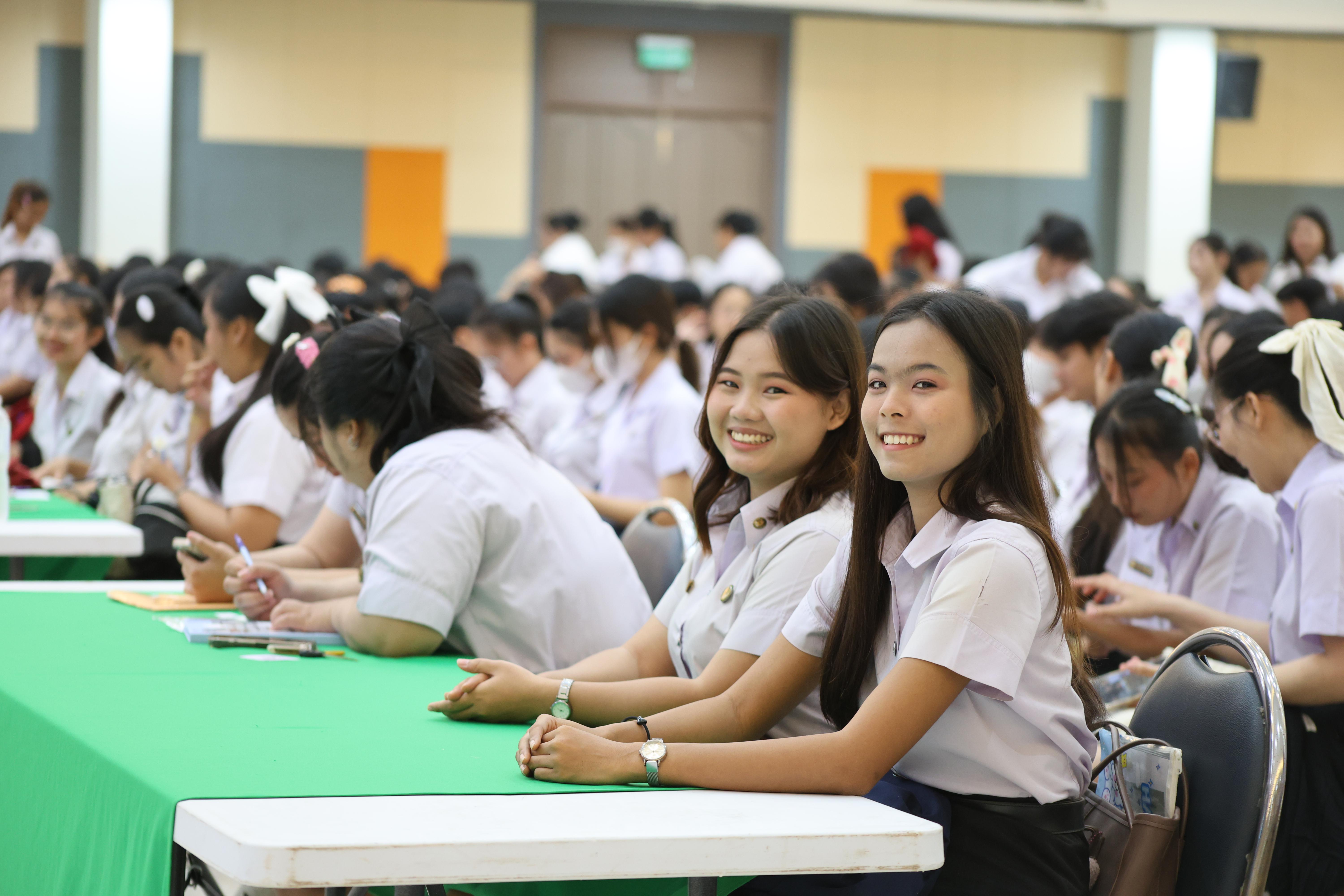 8. กิจกรรมสัมมนากลางภาคนศ.ฝึกประสบการณ์วิชาชีพครู ภาคเรียนที่ 2/2568