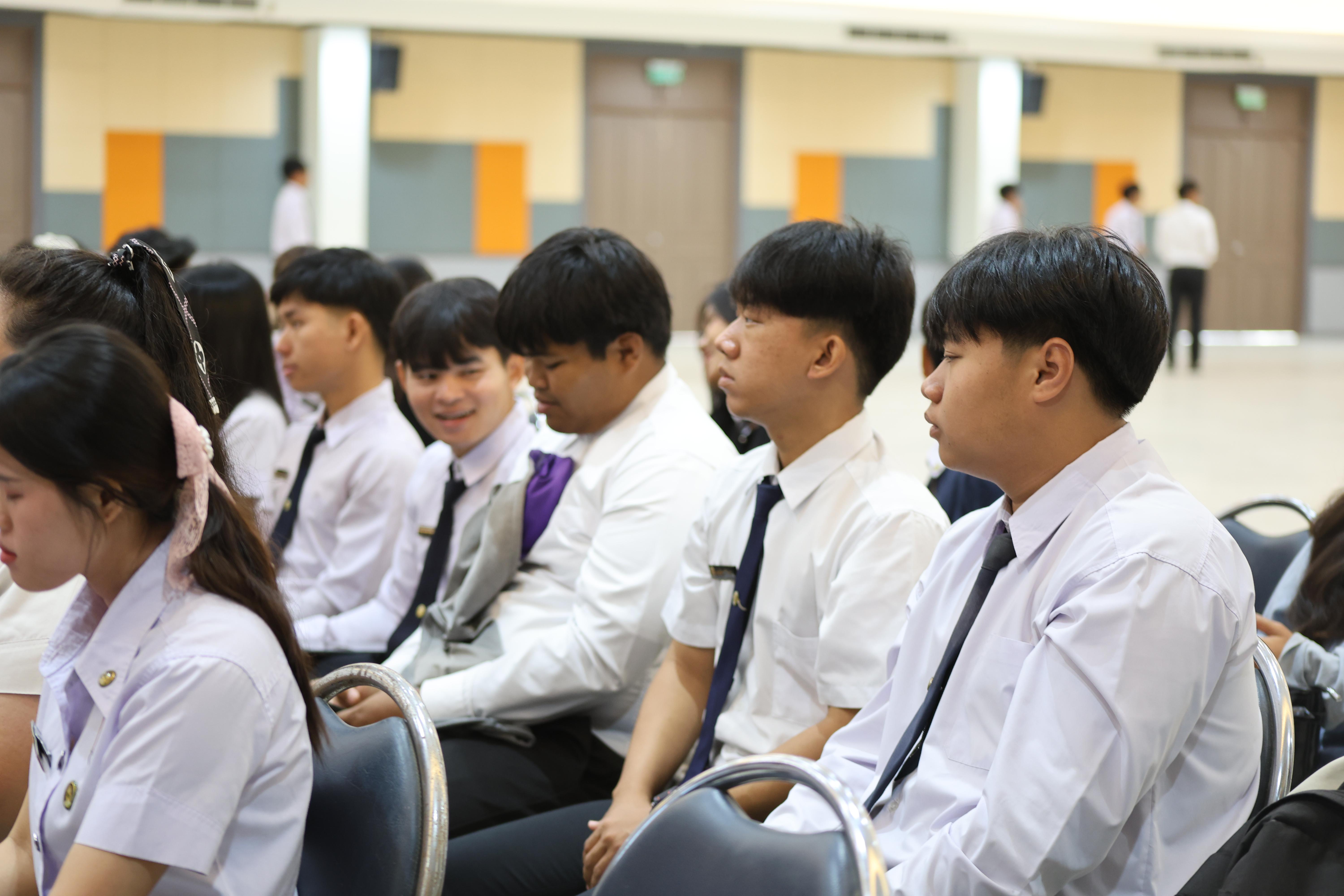 61. กิจกรรมสัมมนากลางภาคนศ.ฝึกประสบการณ์วิชาชีพครู ภาคเรียนที่ 2/2568