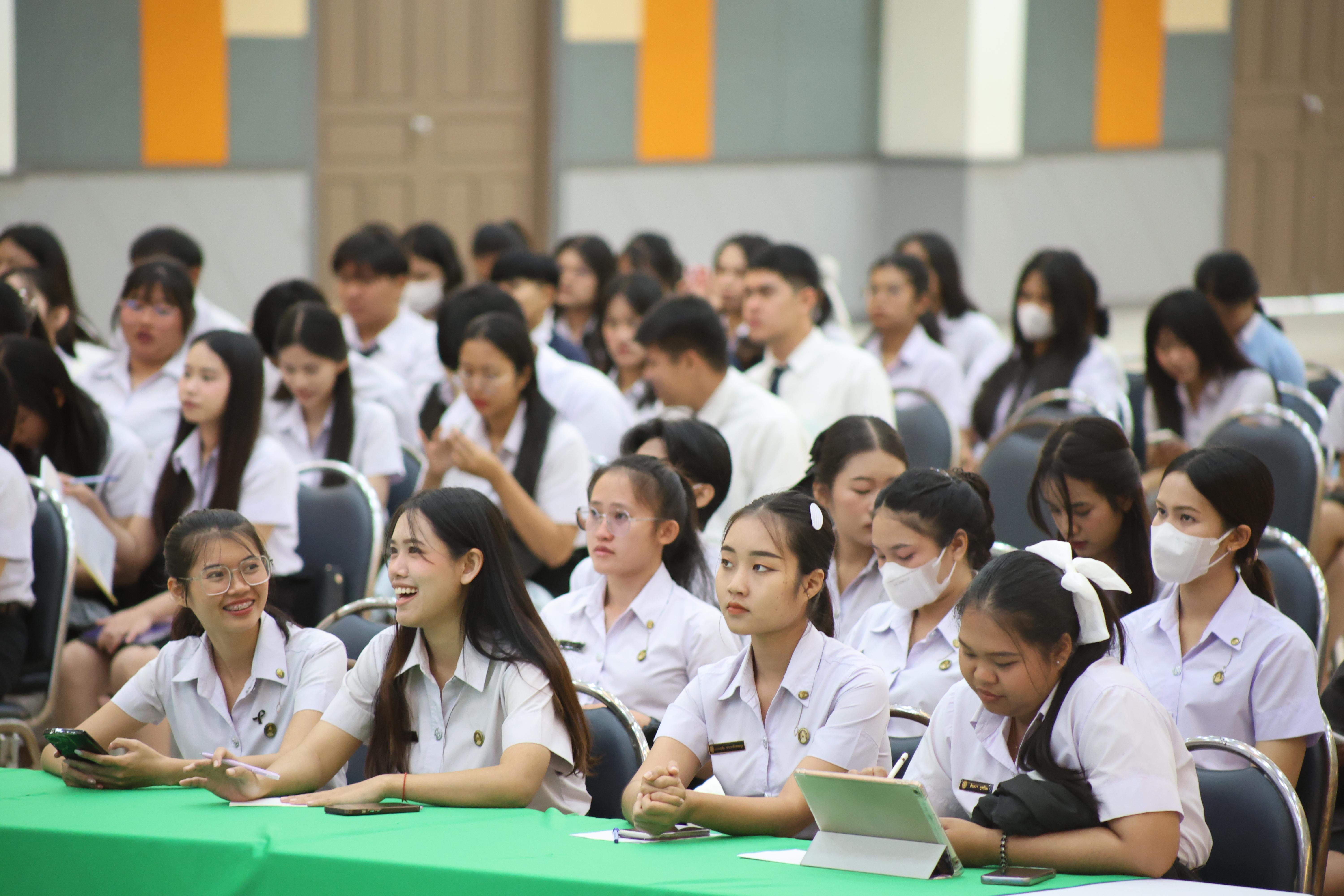 99. กิจกรรมสัมมนากลางภาคนศ.ฝึกประสบการณ์วิชาชีพครู ภาคเรียนที่ 2/2568