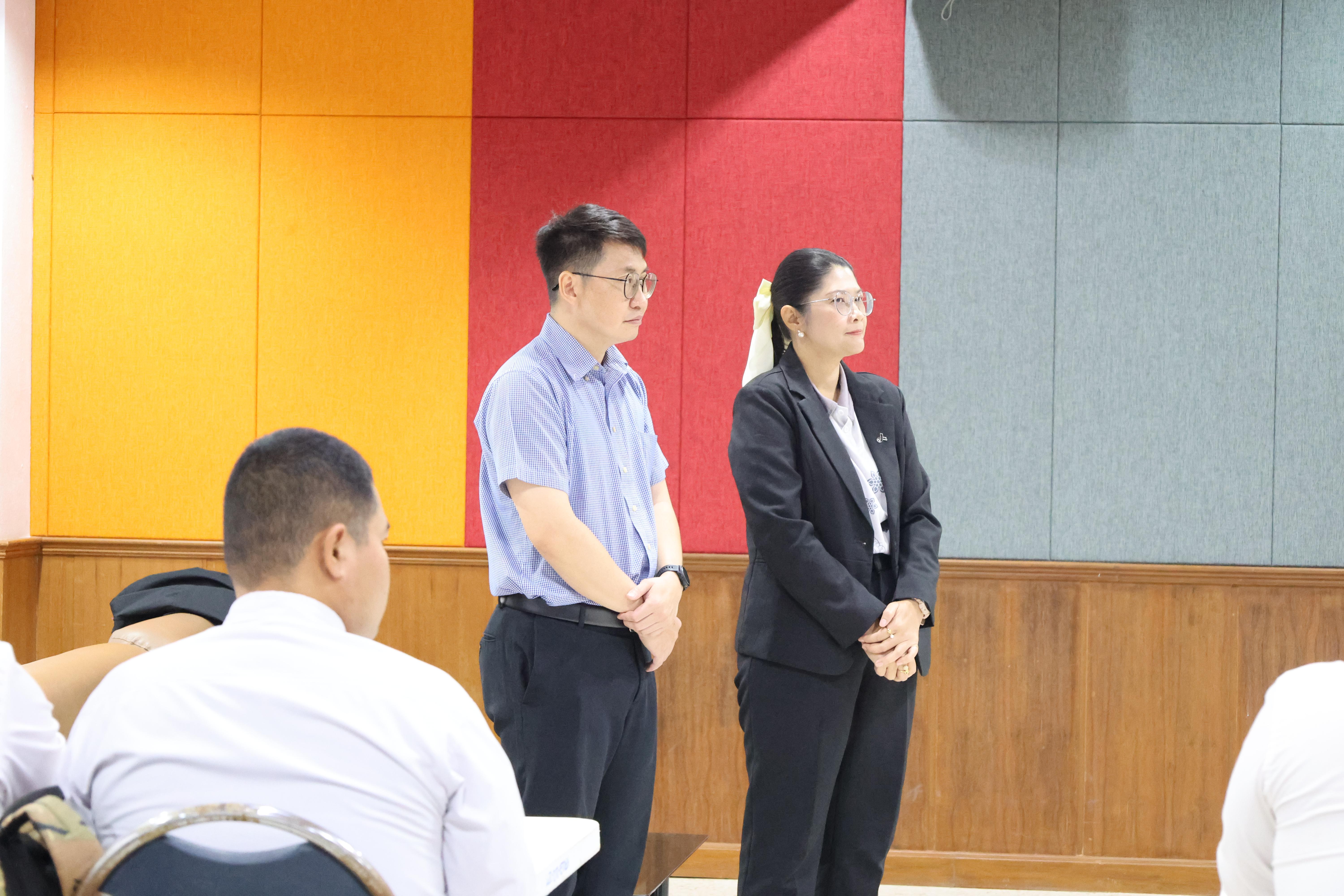 147. กิจกรรมอบรมสัมมนาเชิงปฏิบัติการพัฒนาทักษะนักศึกษาตามฐานสมรรถนะชั้นปีที่ 3 "ครูนักภาษา"