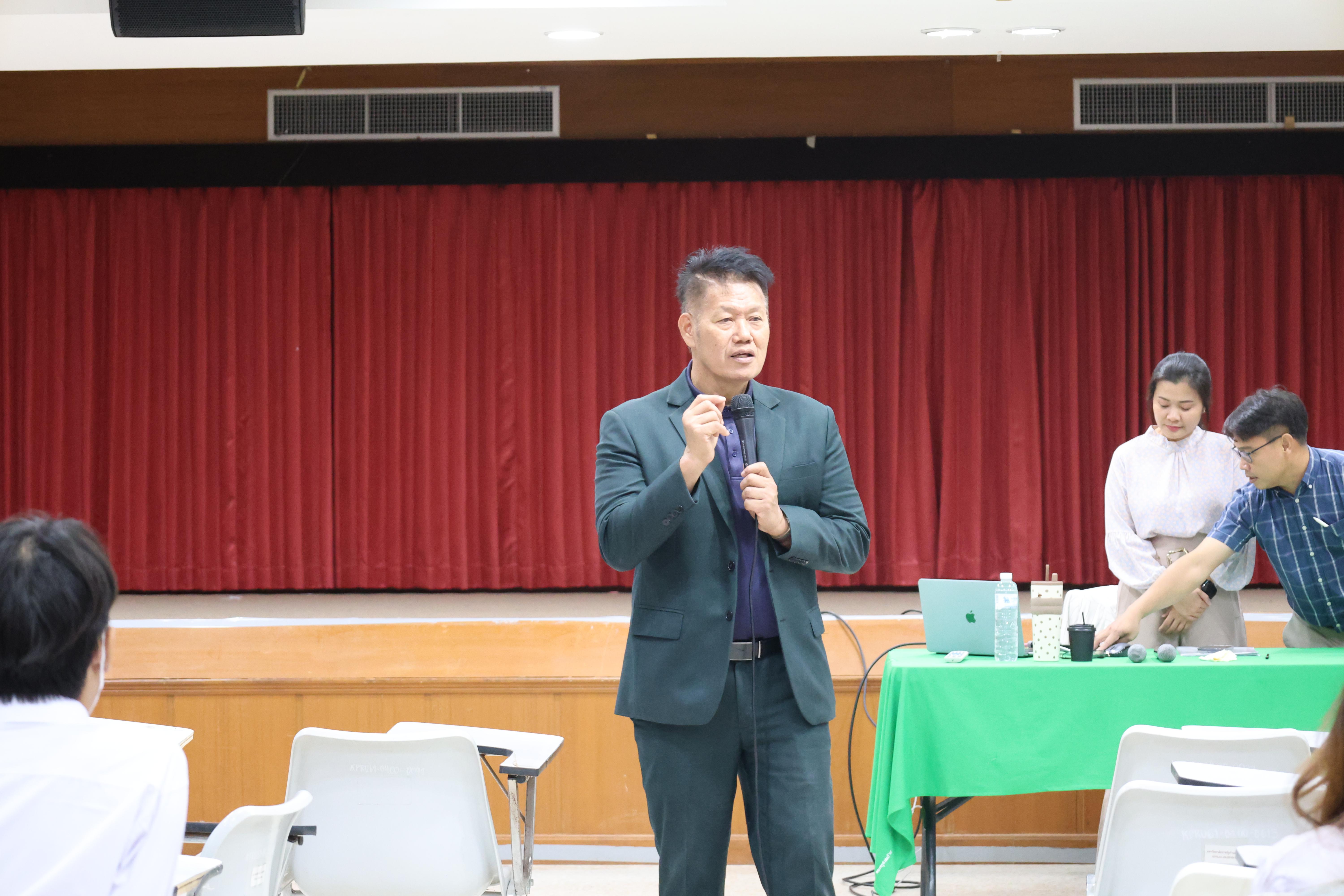 179. กิจกรรมอบรมสัมมนาเชิงปฏิบัติการพัฒนาทักษะนักศึกษาตามฐานสมรรถนะชั้นปีที่ 3 "ครูนักภาษา"