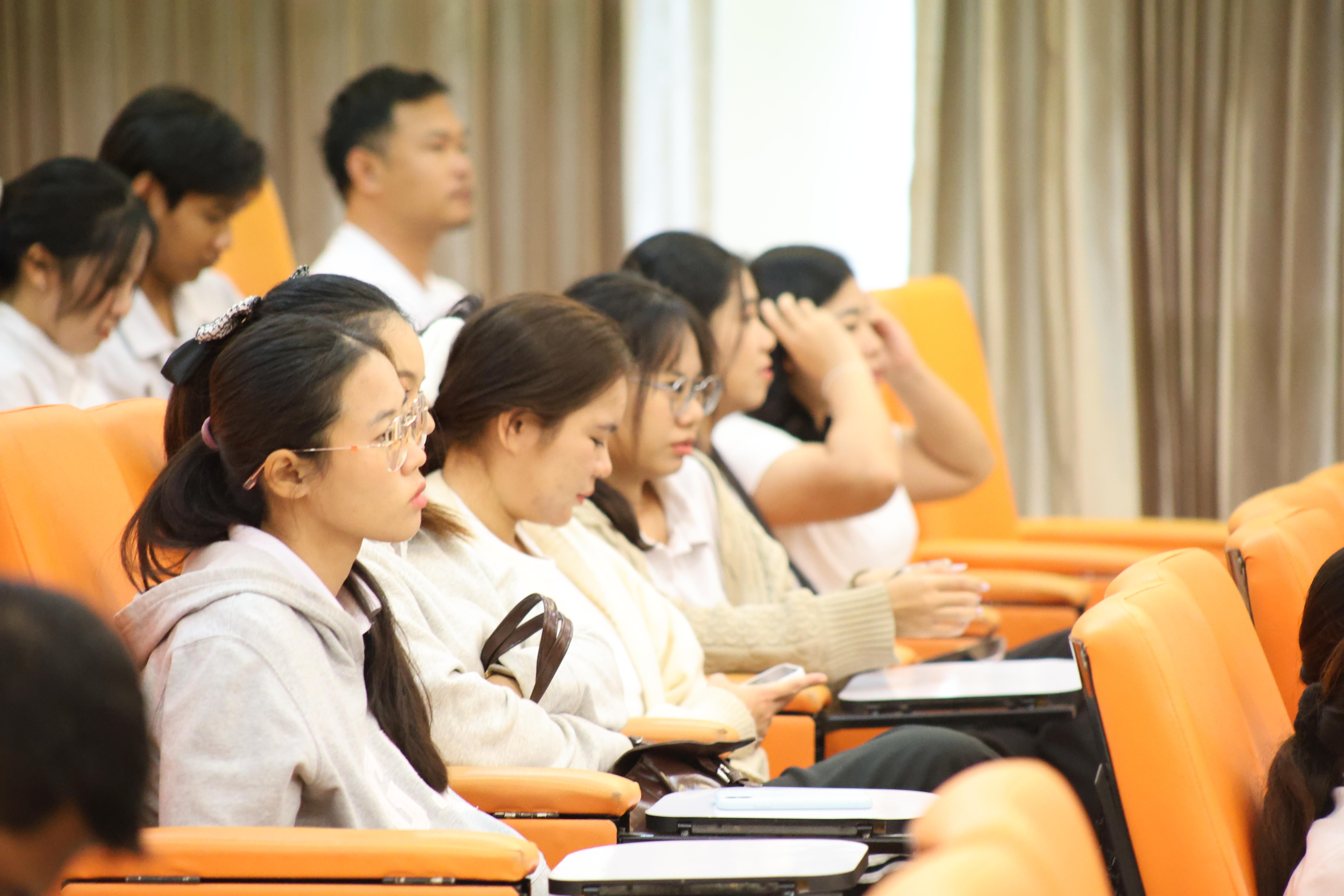 3. กิจกรรมอบรมเชิงปฏิบัติการคุณธรรม จริยธรรม และจิตอาสาจิตสาธารณะ