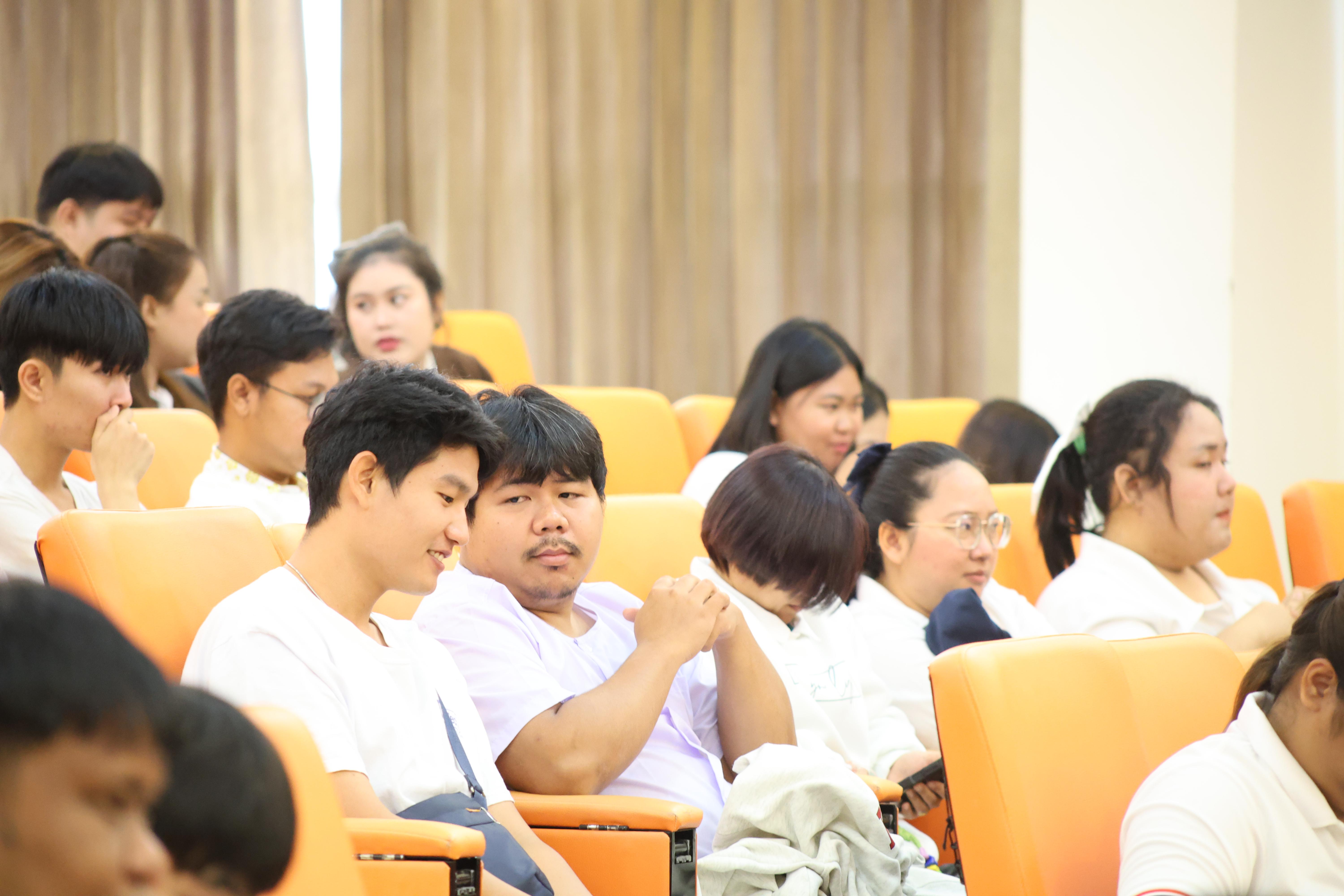 5. กิจกรรมอบรมเชิงปฏิบัติการคุณธรรม จริยธรรม และจิตอาสาจิตสาธารณะ