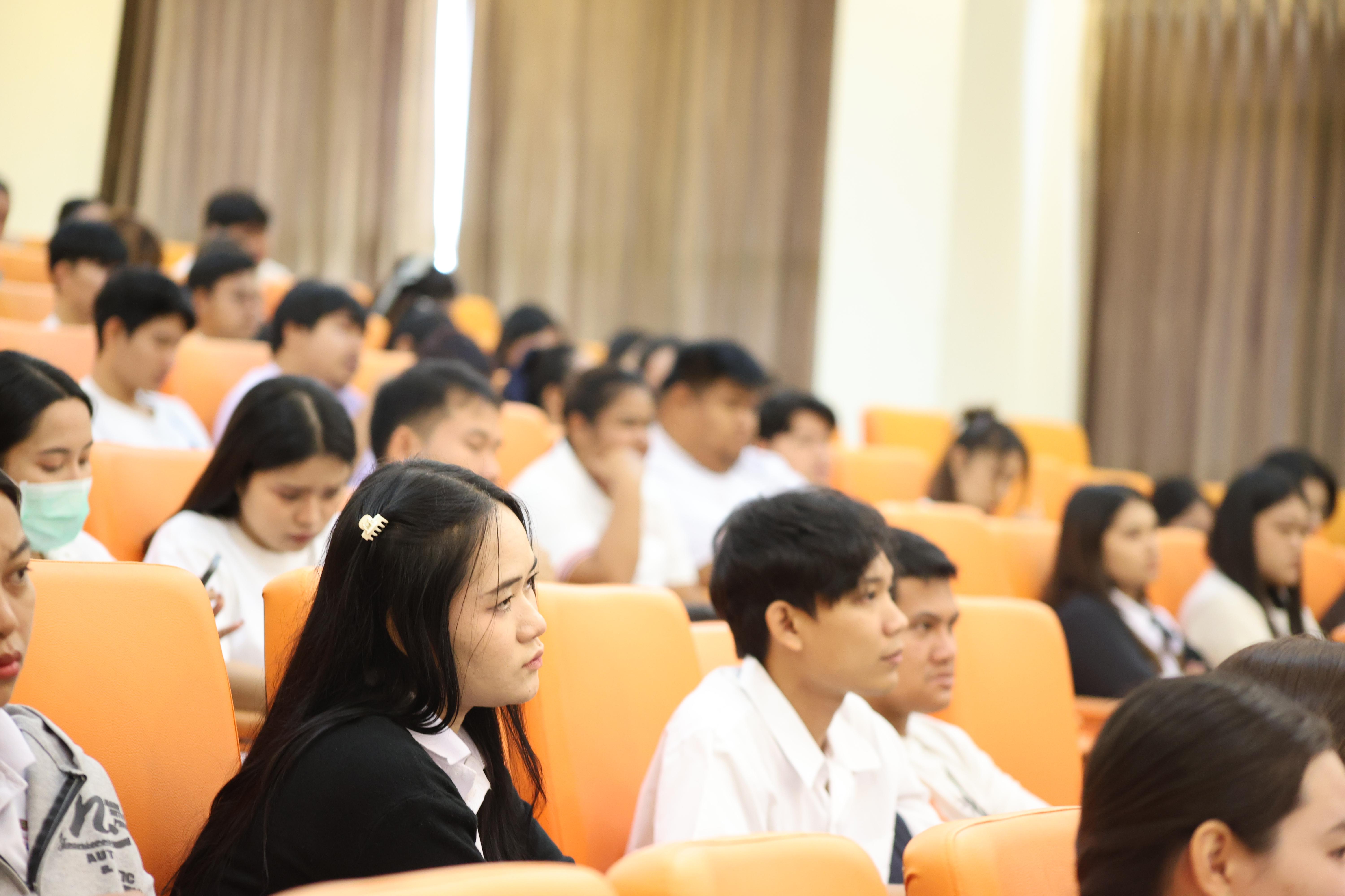 15. กิจกรรมอบรมเชิงปฏิบัติการคุณธรรม จริยธรรม และจิตอาสาจิตสาธารณะ