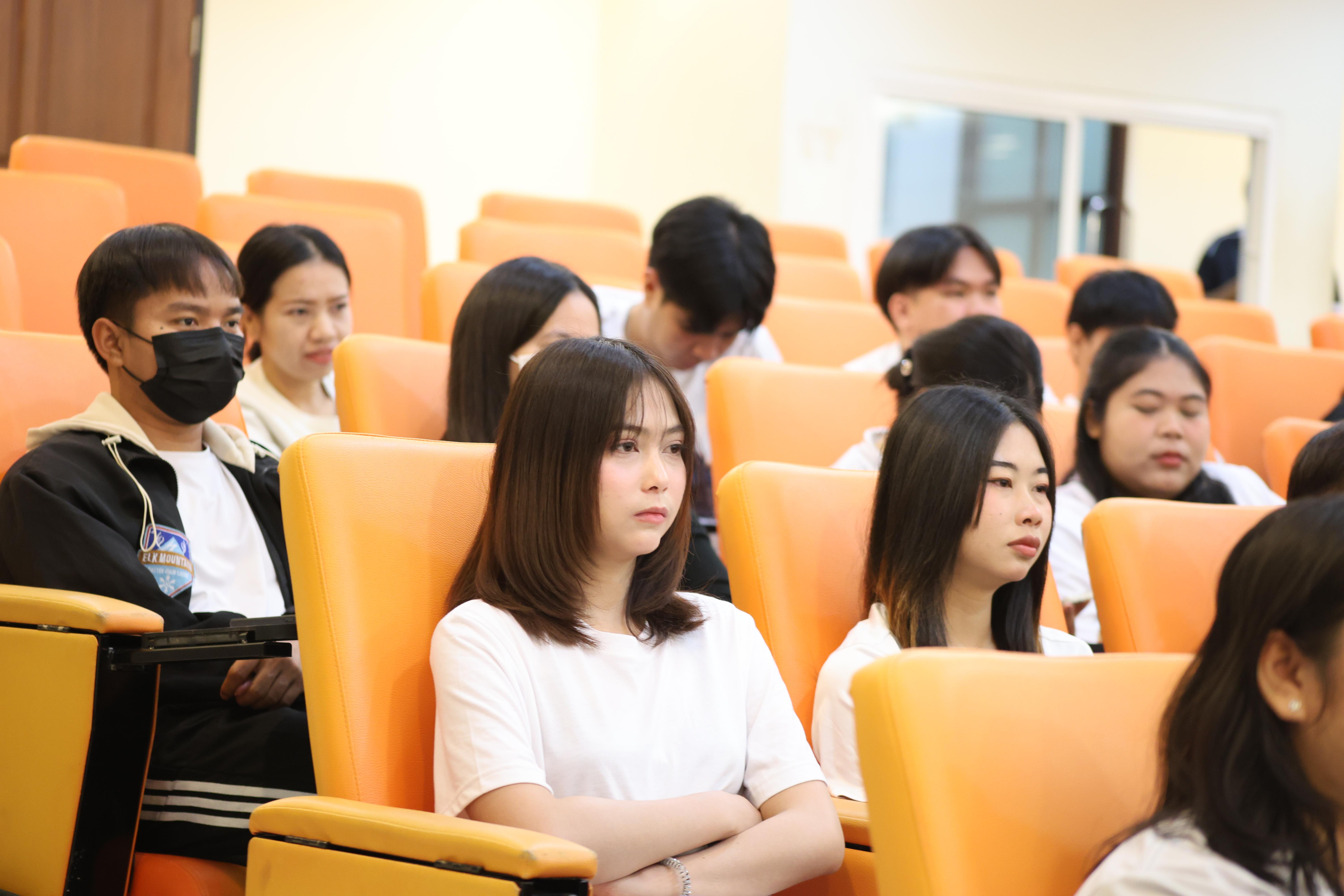 26. กิจกรรมอบรมเชิงปฏิบัติการคุณธรรม จริยธรรม และจิตอาสาจิตสาธารณะ