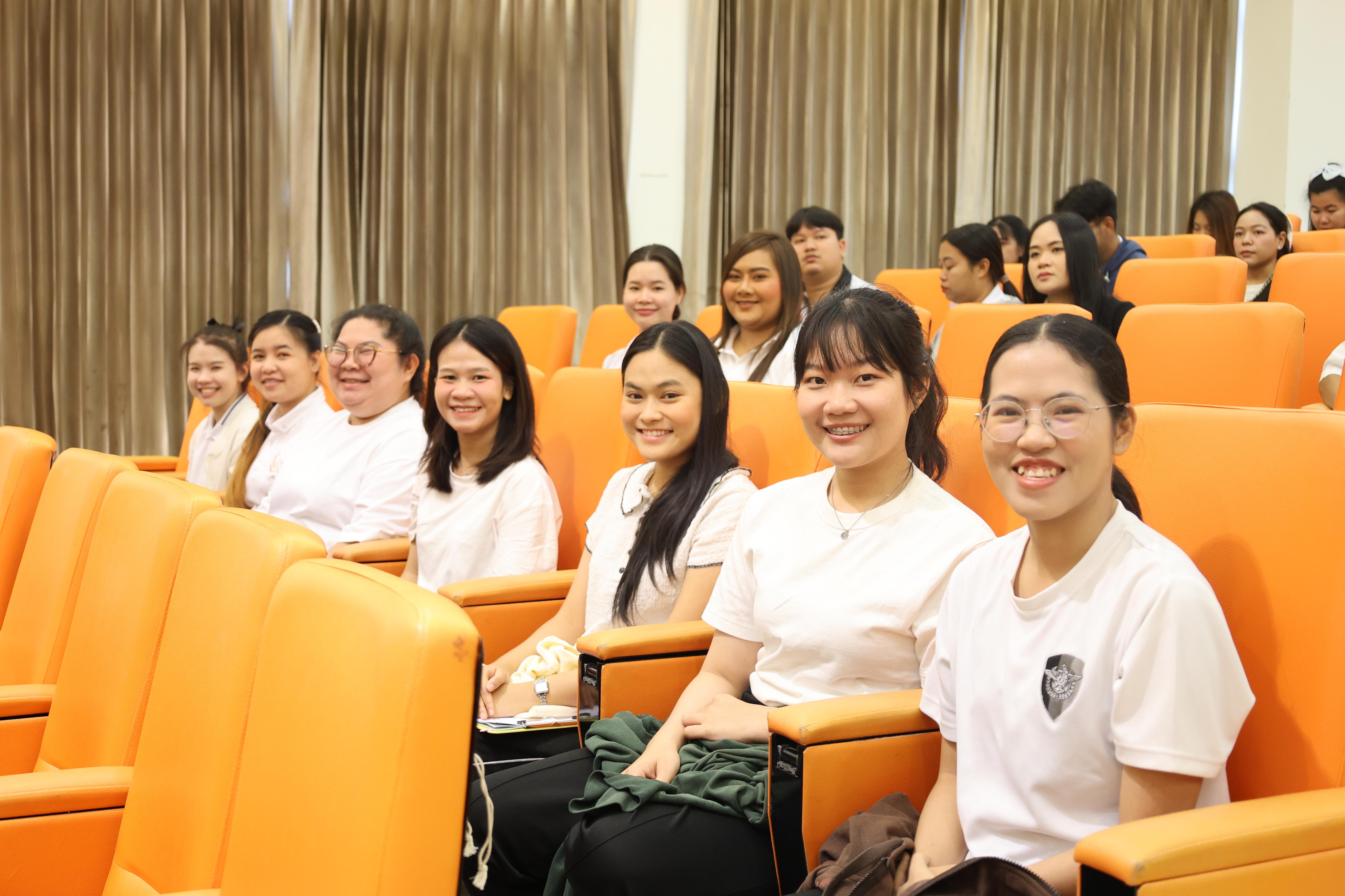 37. กิจกรรมอบรมเชิงปฏิบัติการคุณธรรม จริยธรรม และจิตอาสาจิตสาธารณะ