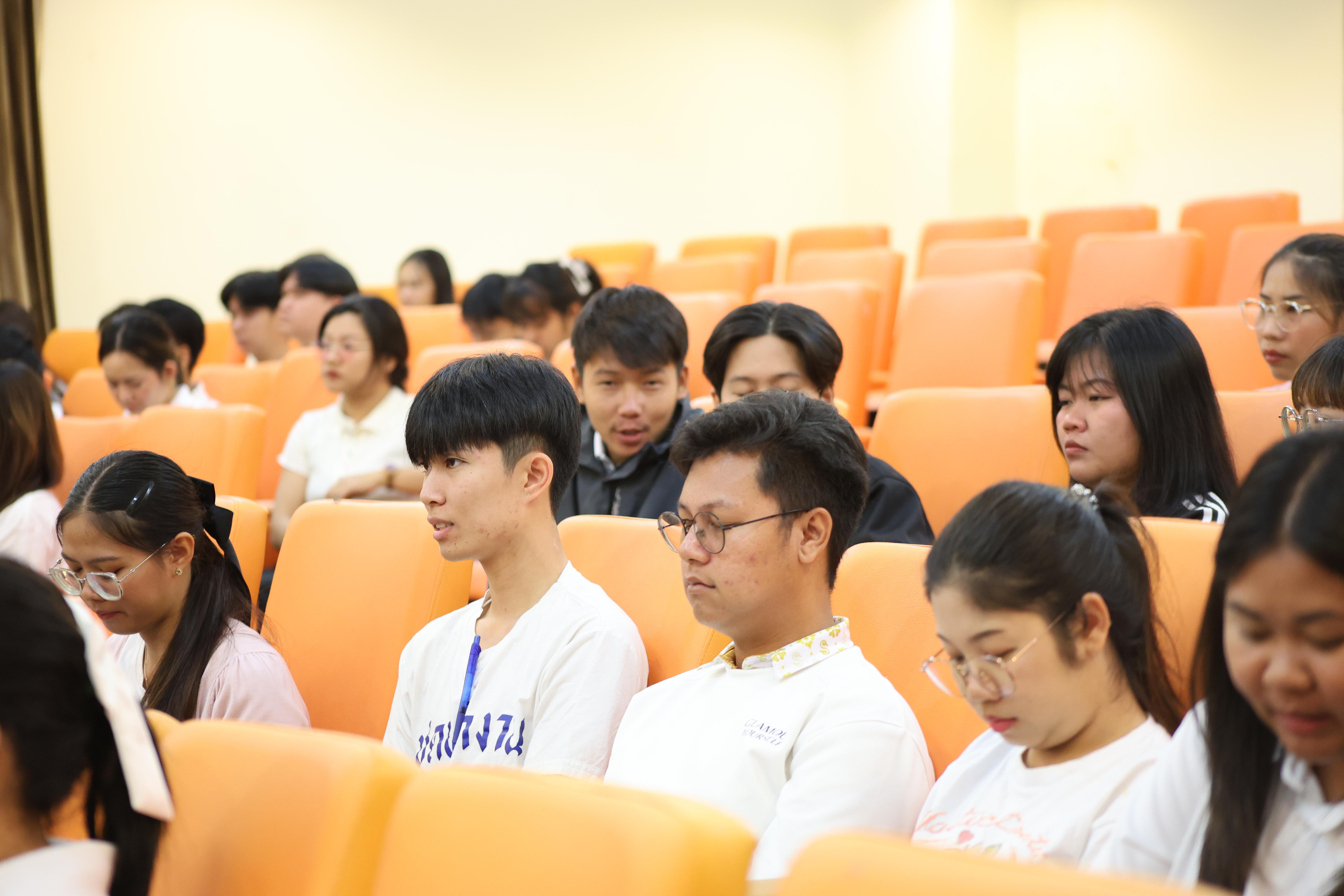 60. กิจกรรมอบรมเชิงปฏิบัติการคุณธรรม จริยธรรม และจิตอาสาจิตสาธารณะ