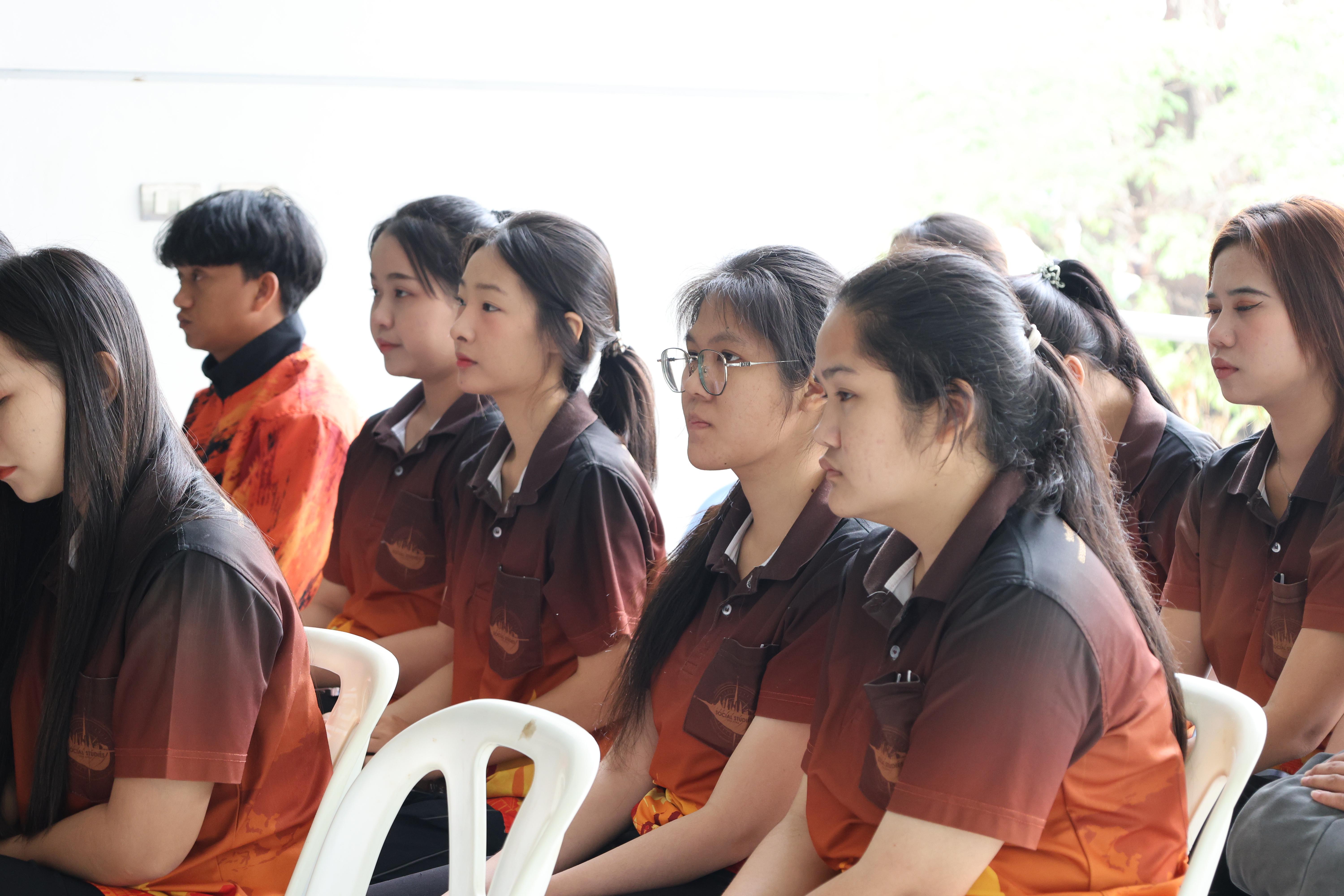 23. การแสดงสื่อของนักศึกษาโปรแกรมสังคมศึกษา ชั้นปีที่ 3