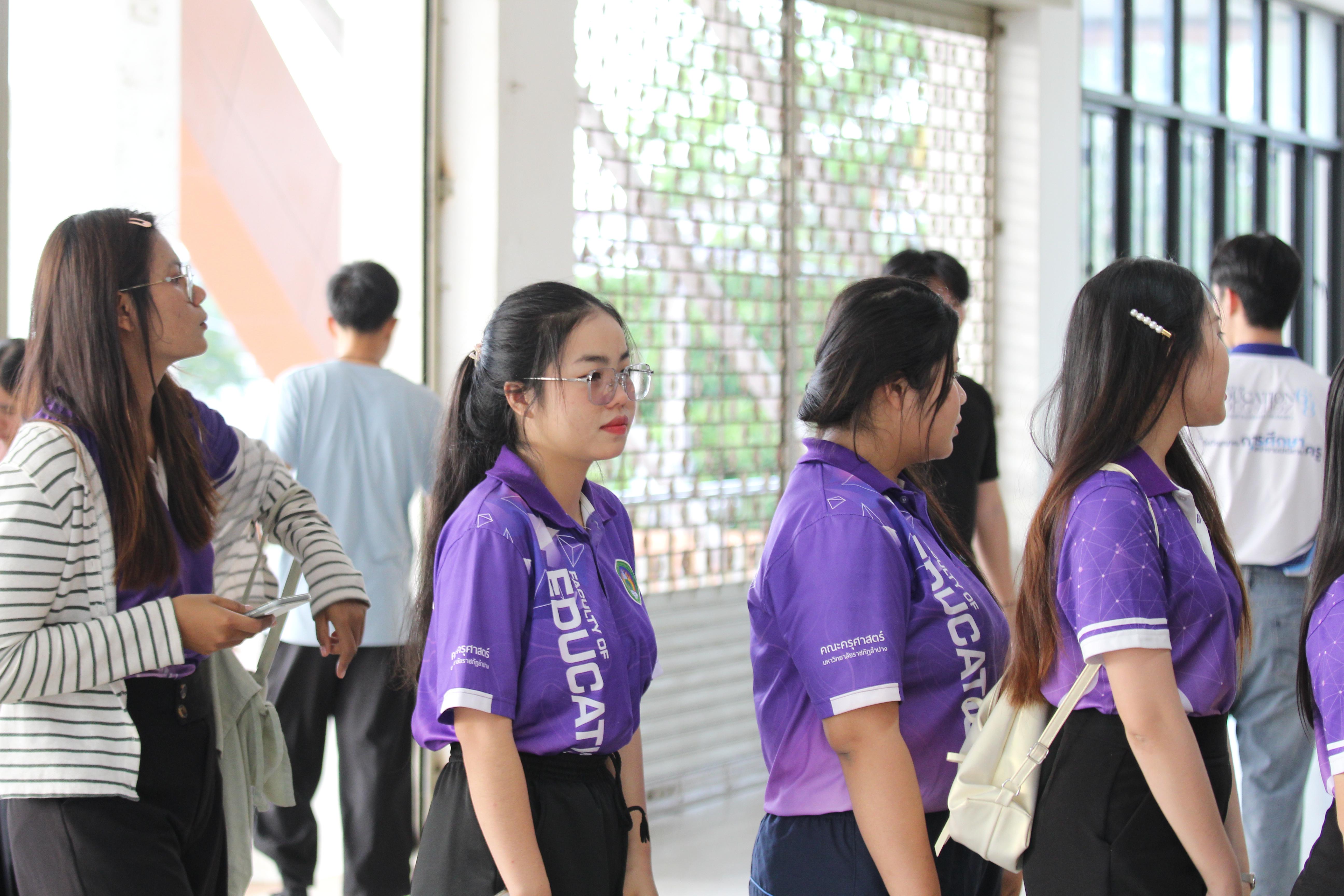 4. พิธีเปิดการแข่งขันทักษะวิชาการวิชาชีพครูและส่งเสริมศิลปวัฒนธรรม ครั้งที่13 มหาวิทยาลัยราชภัฏภาคเหนือ 8 สถาบัน