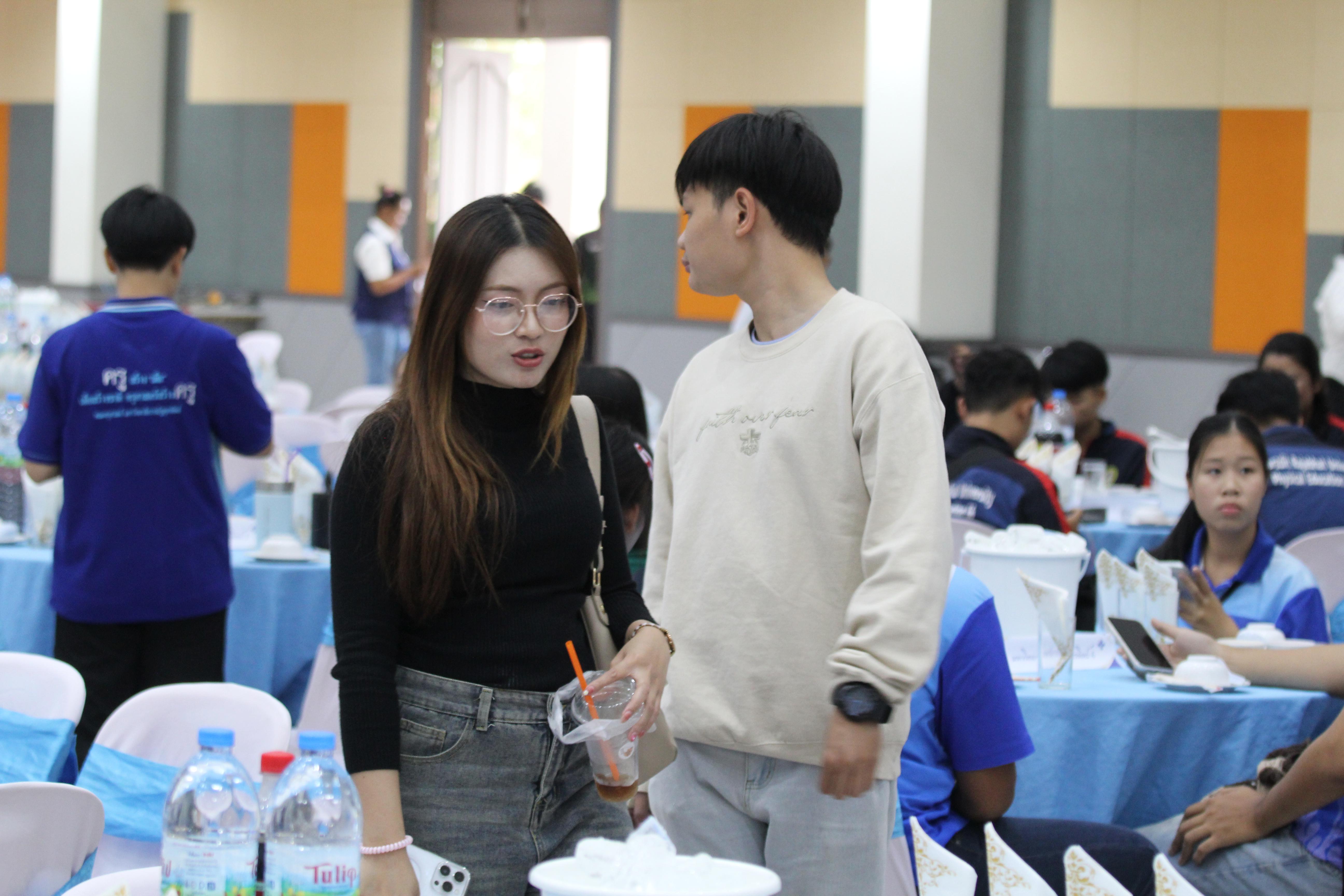 9. พิธีเปิดการแข่งขันทักษะวิชาการวิชาชีพครูและส่งเสริมศิลปวัฒนธรรม ครั้งที่13 มหาวิทยาลัยราชภัฏภาคเหนือ 8 สถาบัน