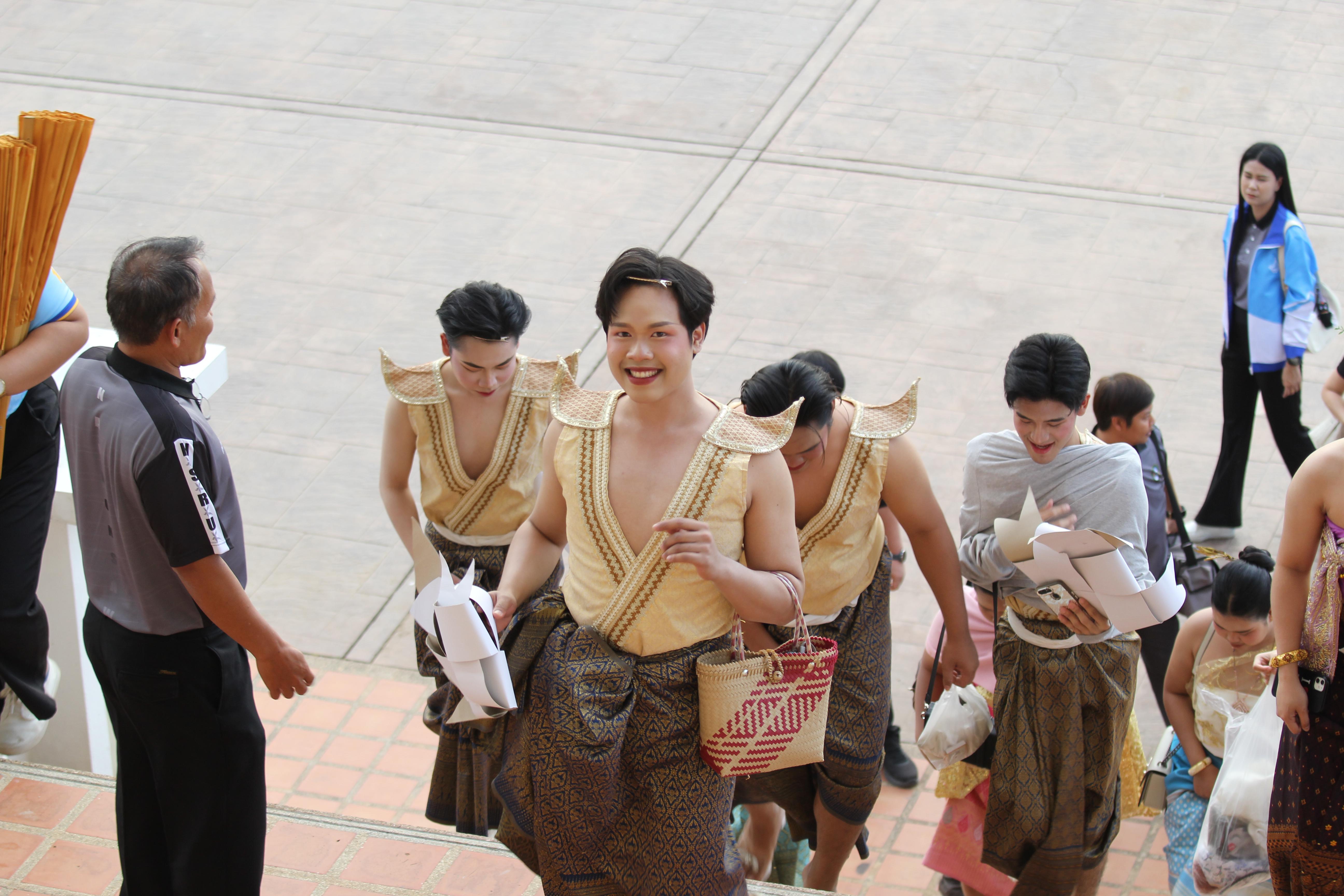 40. พิธีเปิดการแข่งขันทักษะวิชาการวิชาชีพครูและส่งเสริมศิลปวัฒนธรรม ครั้งที่13 มหาวิทยาลัยราชภัฏภาคเหนือ 8 สถาบัน