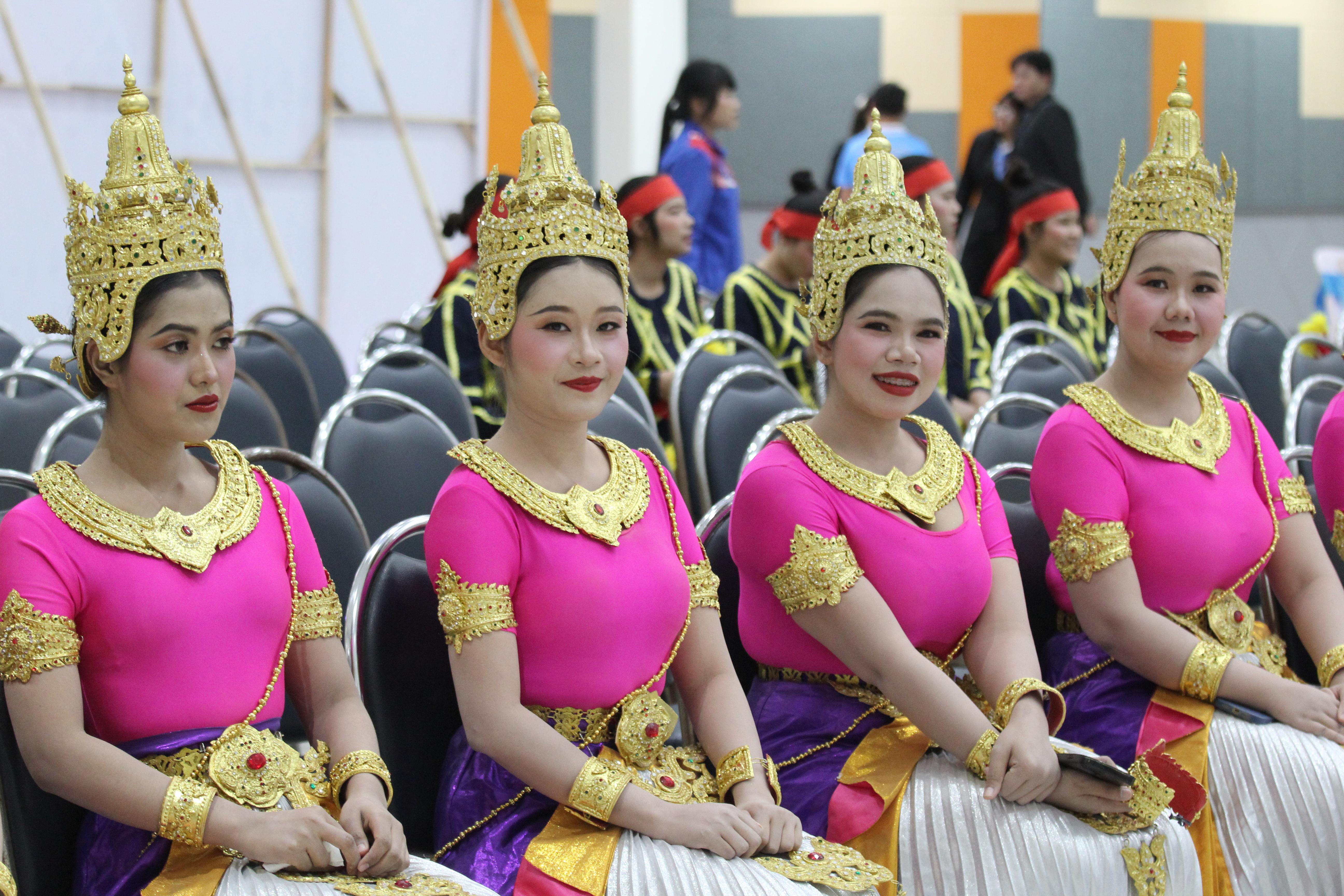 114. พิธีเปิดการแข่งขันทักษะวิชาการวิชาชีพครูและส่งเสริมศิลปวัฒนธรรม ครั้งที่13 มหาวิทยาลัยราชภัฏภาคเหนือ 8 สถาบัน