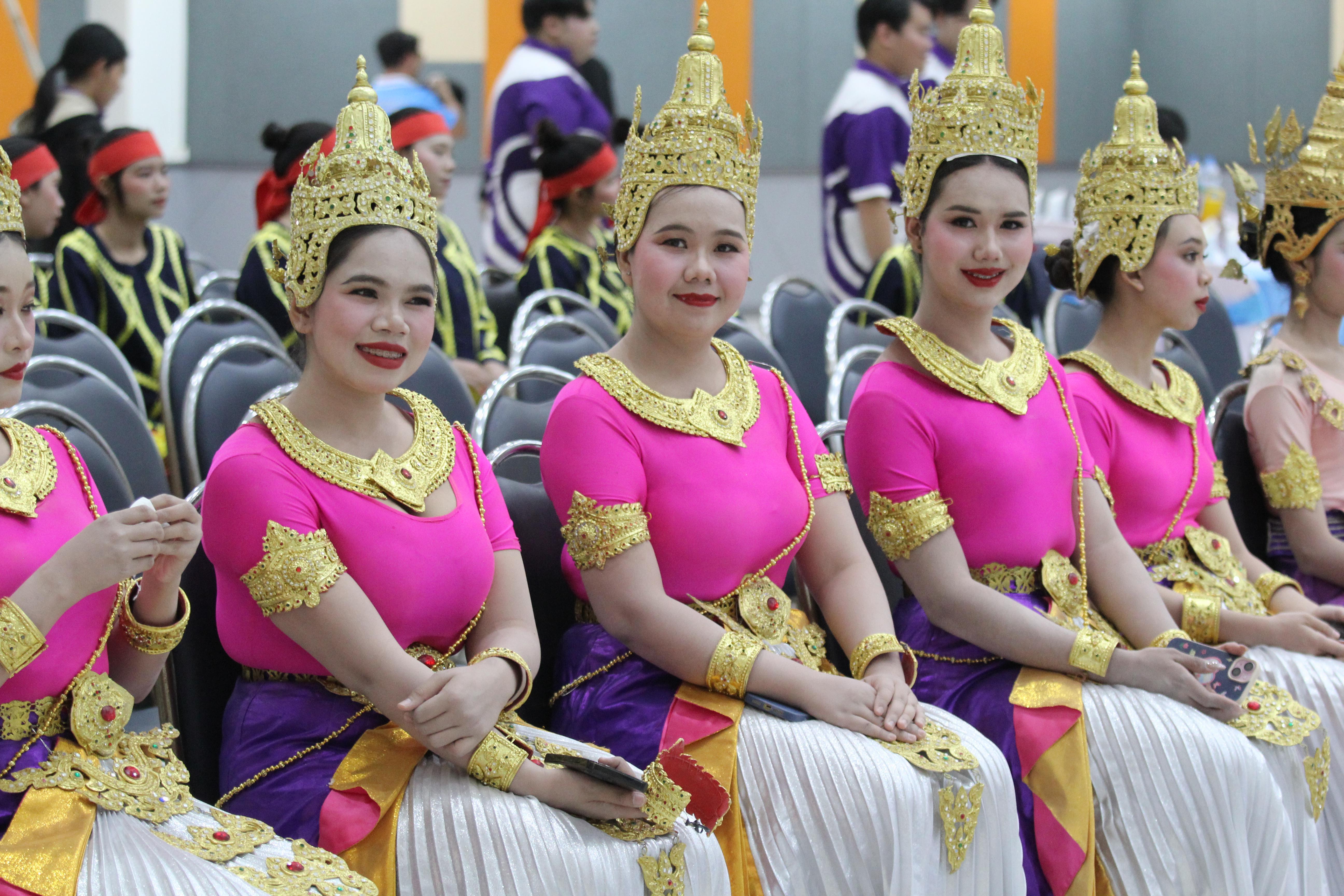 117. พิธีเปิดการแข่งขันทักษะวิชาการวิชาชีพครูและส่งเสริมศิลปวัฒนธรรม ครั้งที่13 มหาวิทยาลัยราชภัฏภาคเหนือ 8 สถาบัน