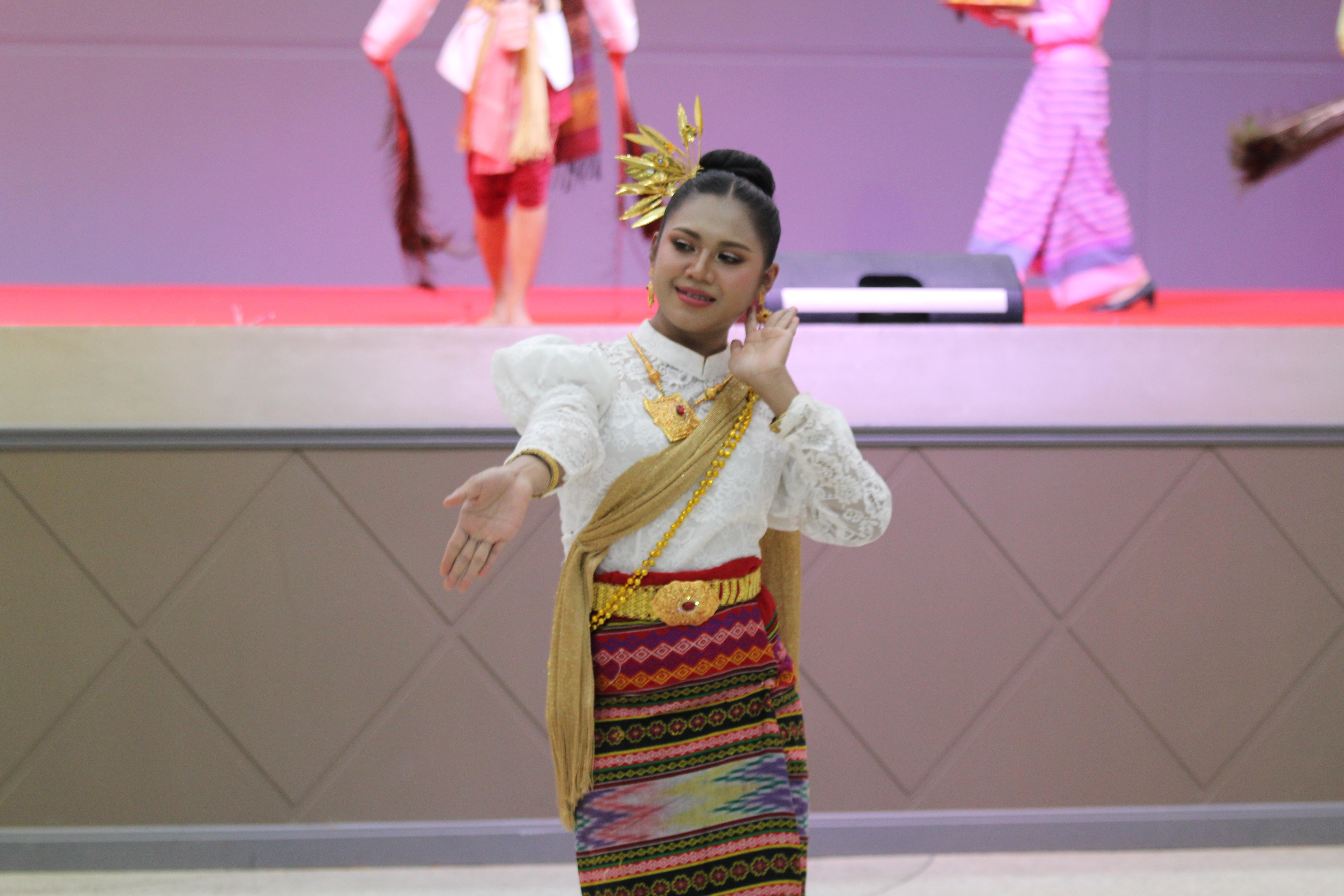 178. พิธีเปิดการแข่งขันทักษะวิชาการวิชาชีพครูและส่งเสริมศิลปวัฒนธรรม ครั้งที่13 มหาวิทยาลัยราชภัฏภาคเหนือ 8 สถาบัน