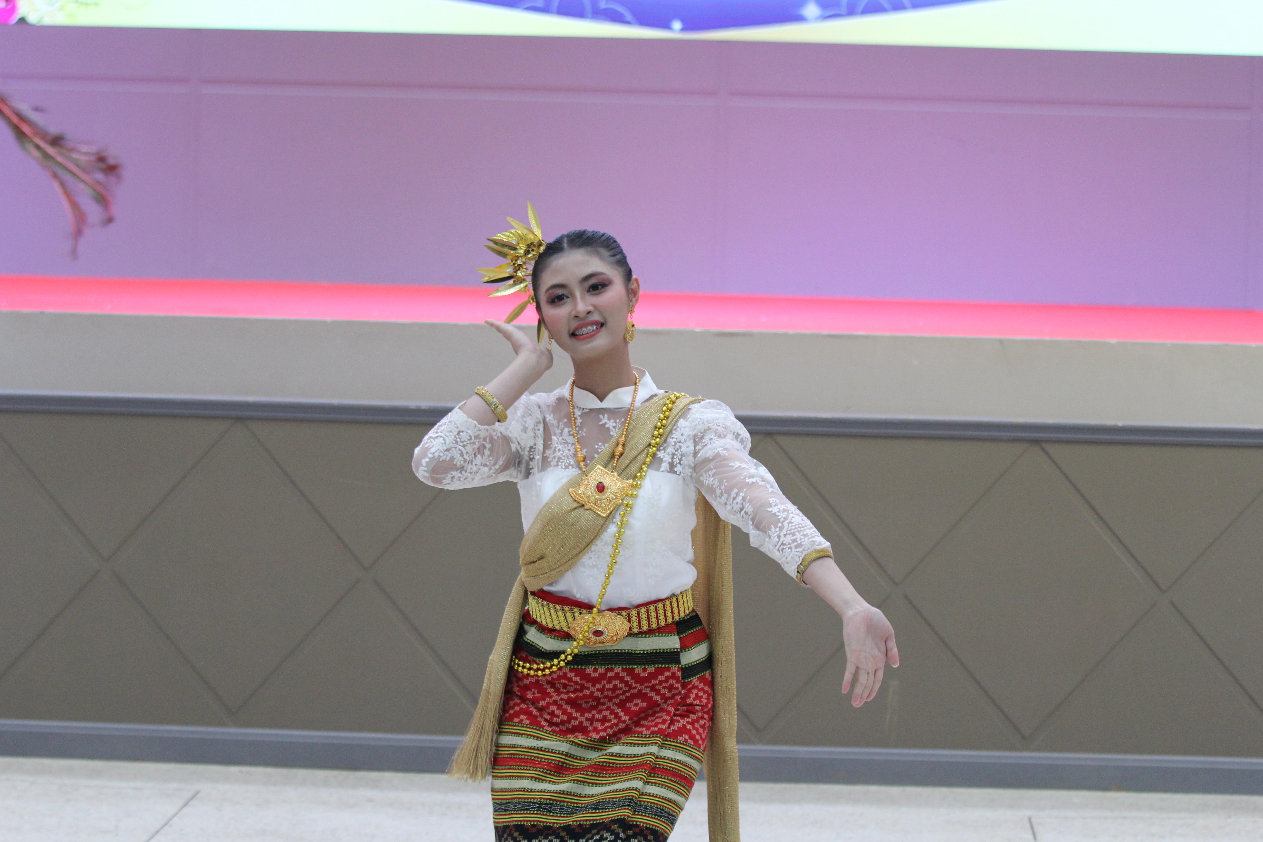 179. พิธีเปิดการแข่งขันทักษะวิชาการวิชาชีพครูและส่งเสริมศิลปวัฒนธรรม ครั้งที่13 มหาวิทยาลัยราชภัฏภาคเหนือ 8 สถาบัน