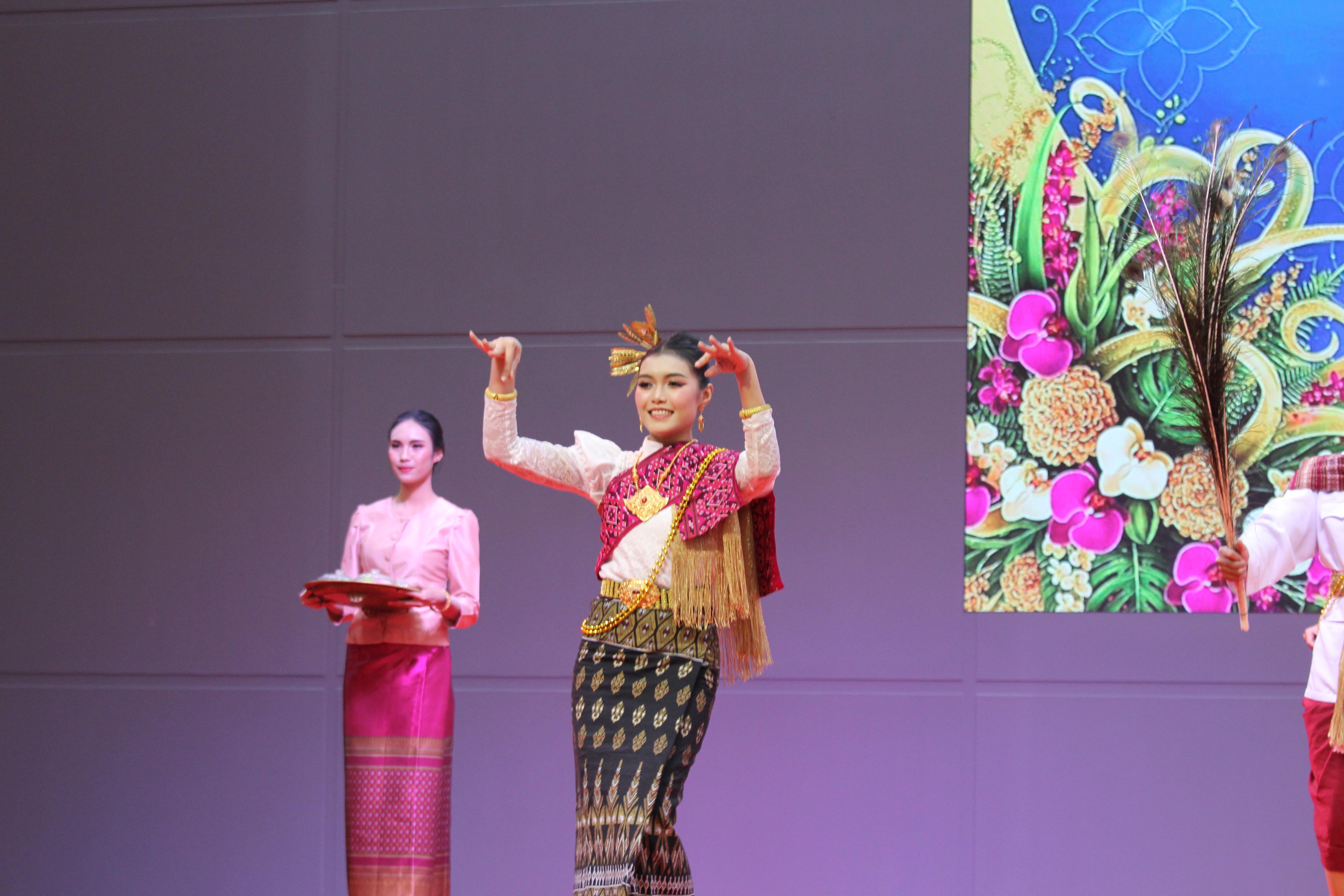 191. พิธีเปิดการแข่งขันทักษะวิชาการวิชาชีพครูและส่งเสริมศิลปวัฒนธรรม ครั้งที่13 มหาวิทยาลัยราชภัฏภาคเหนือ 8 สถาบัน