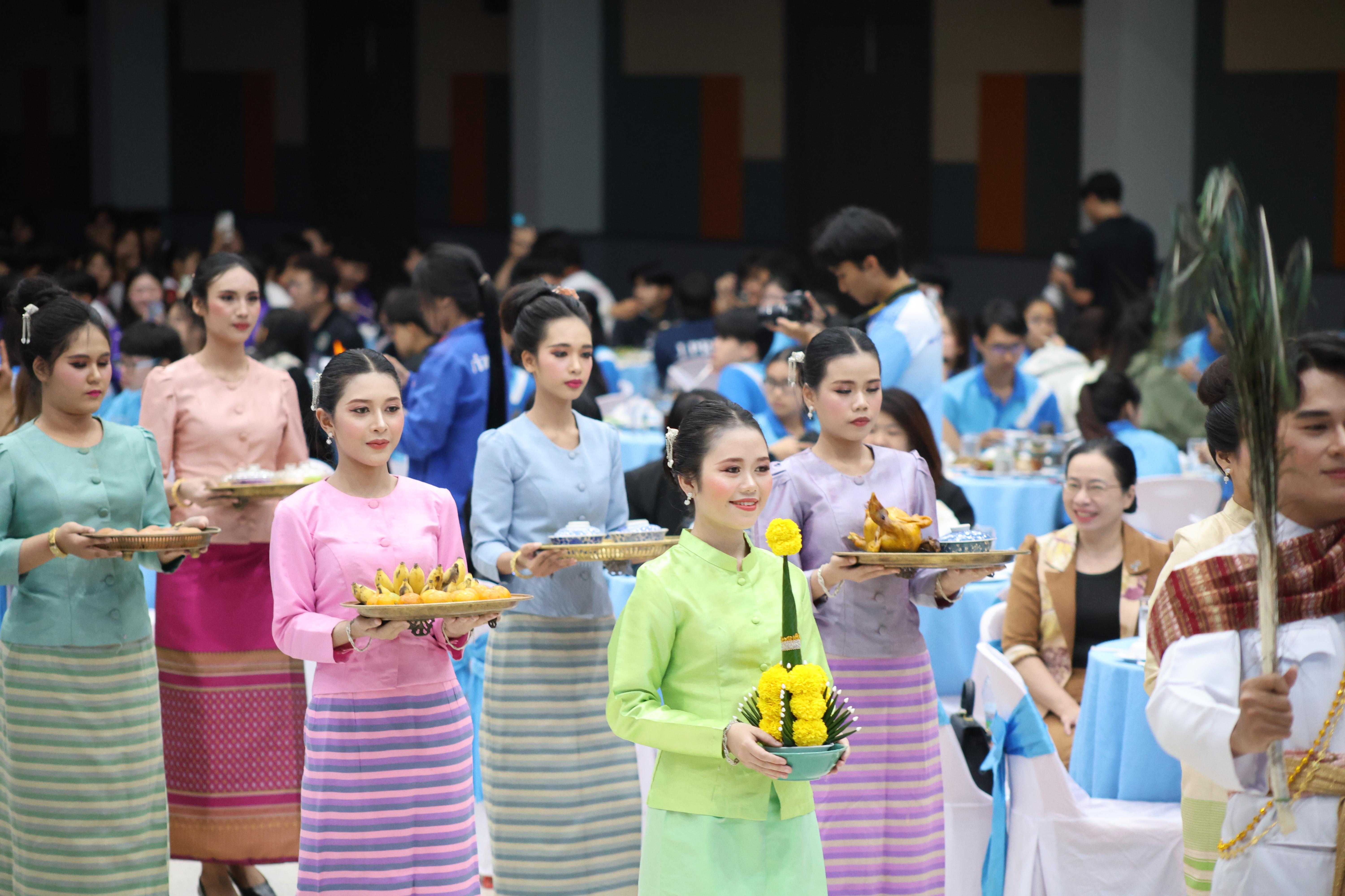 263. พิธีเปิดการแข่งขันทักษะวิชาการวิชาชีพครูและส่งเสริมศิลปวัฒนธรรม ครั้งที่13 มหาวิทยาลัยราชภัฏภาคเหนือ 8 สถาบัน