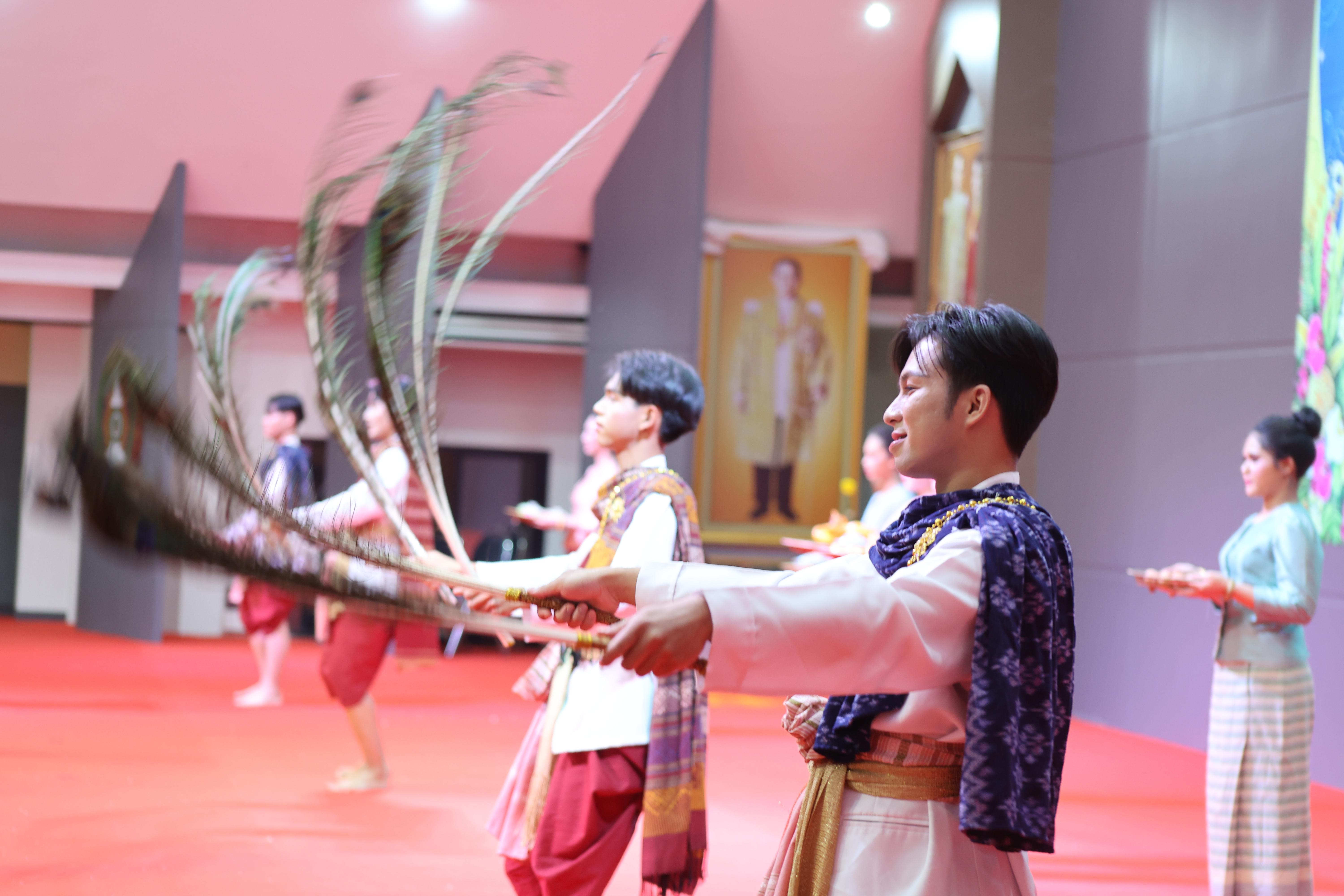 267. พิธีเปิดการแข่งขันทักษะวิชาการวิชาชีพครูและส่งเสริมศิลปวัฒนธรรม ครั้งที่13 มหาวิทยาลัยราชภัฏภาคเหนือ 8 สถาบัน