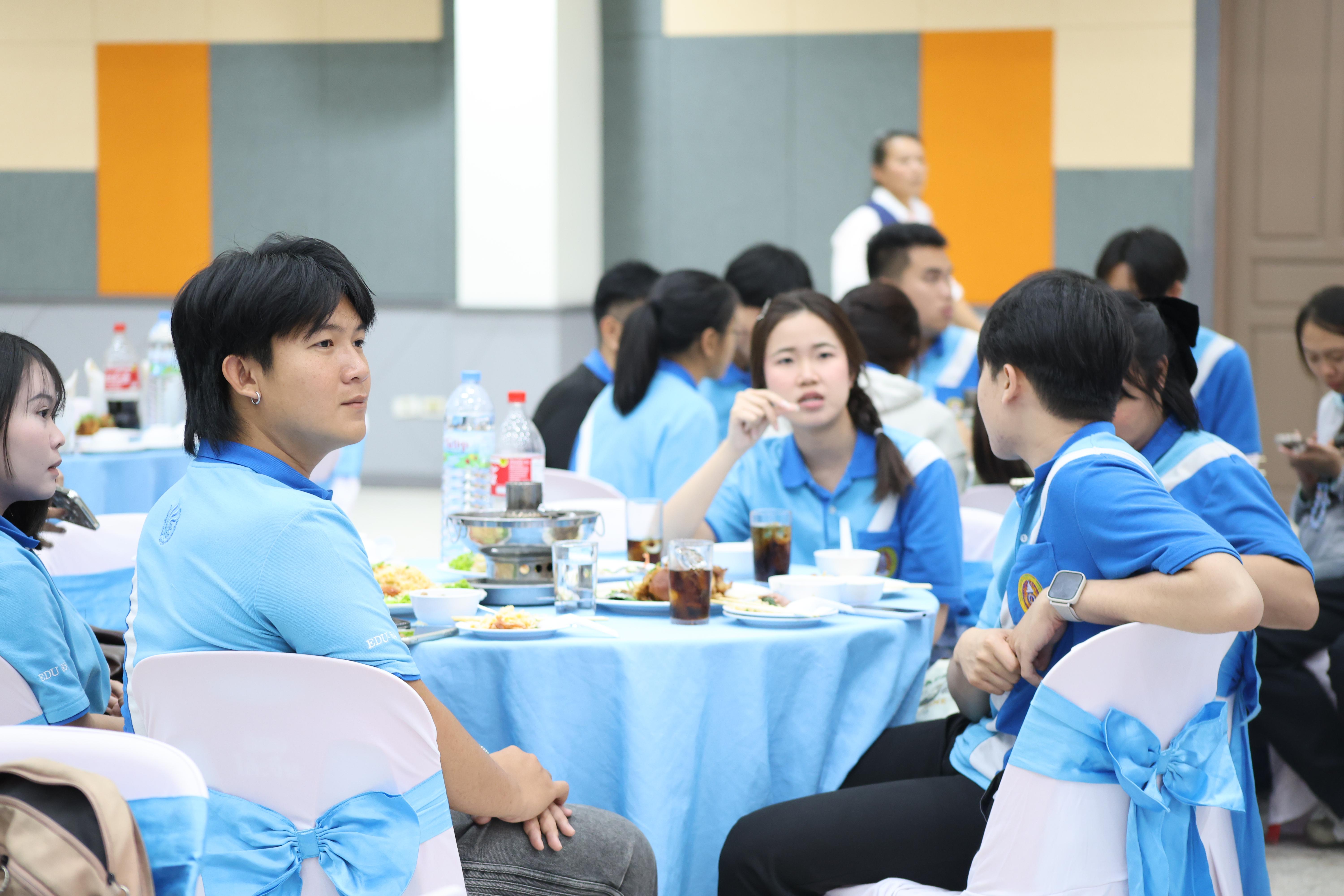 299. พิธีเปิดการแข่งขันทักษะวิชาการวิชาชีพครูและส่งเสริมศิลปวัฒนธรรม ครั้งที่13 มหาวิทยาลัยราชภัฏภาคเหนือ 8 สถาบัน