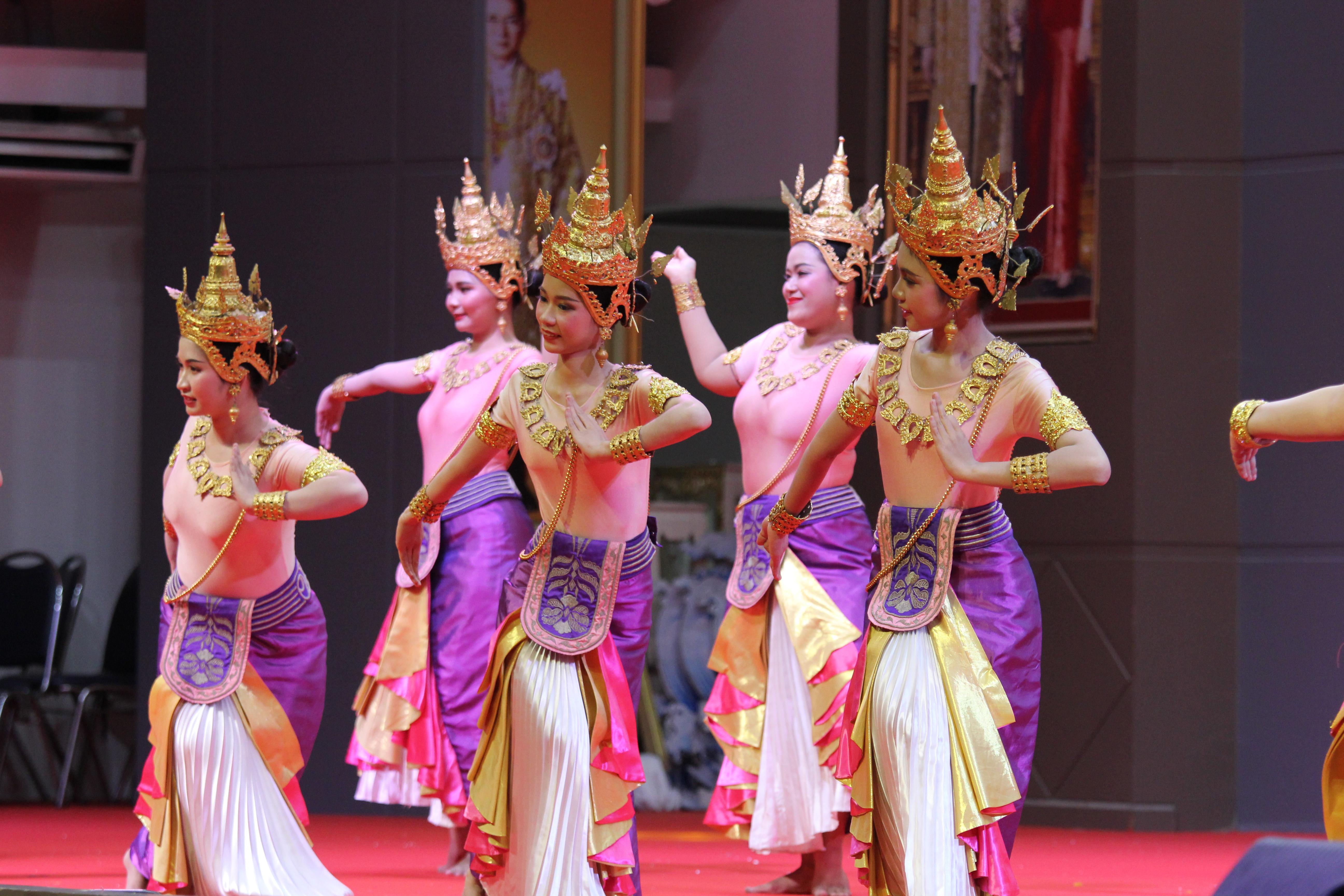 323. พิธีเปิดการแข่งขันทักษะวิชาการวิชาชีพครูและส่งเสริมศิลปวัฒนธรรม ครั้งที่13 มหาวิทยาลัยราชภัฏภาคเหนือ 8 สถาบัน