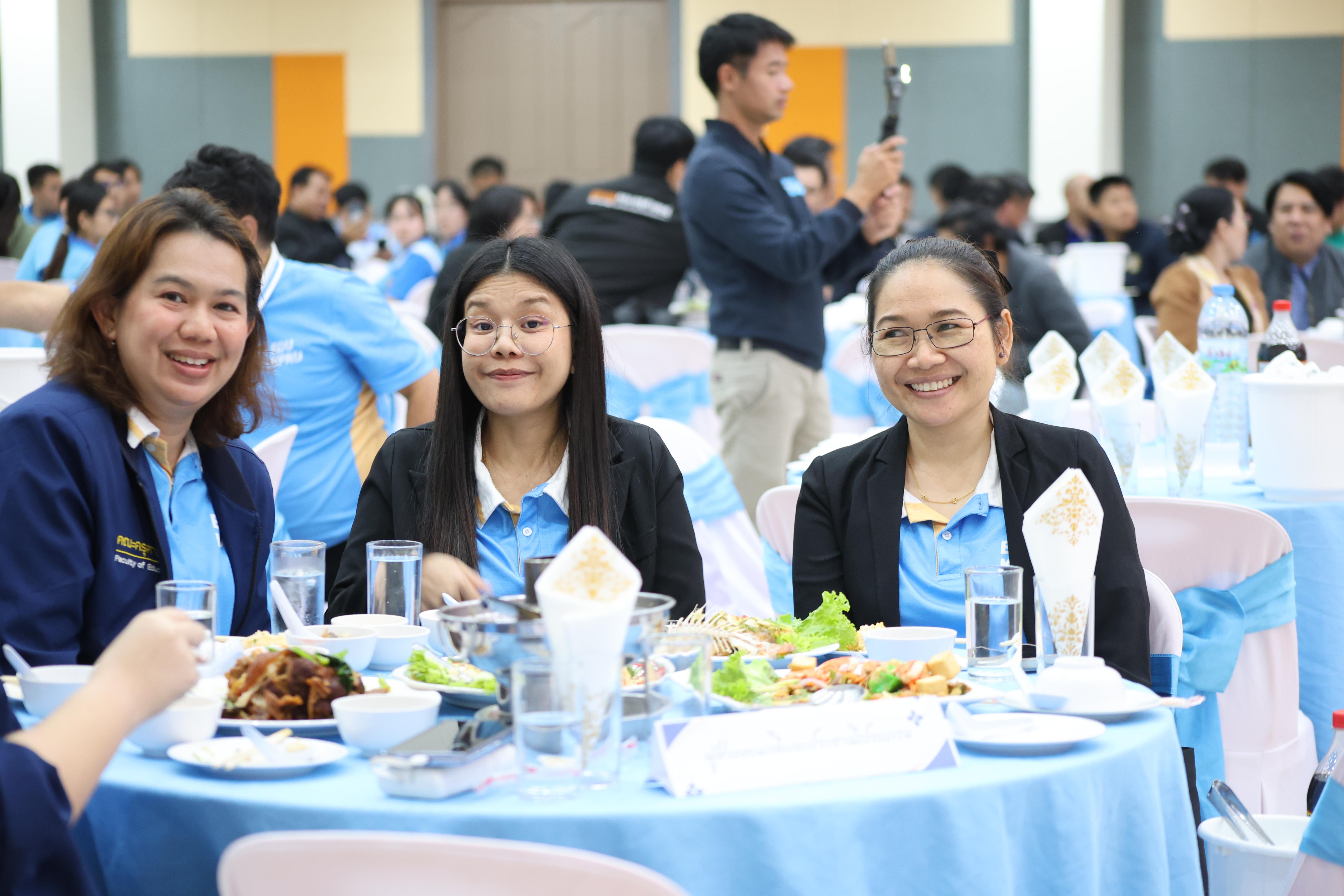 329. พิธีเปิดการแข่งขันทักษะวิชาการวิชาชีพครูและส่งเสริมศิลปวัฒนธรรม ครั้งที่13 มหาวิทยาลัยราชภัฏภาคเหนือ 8 สถาบัน