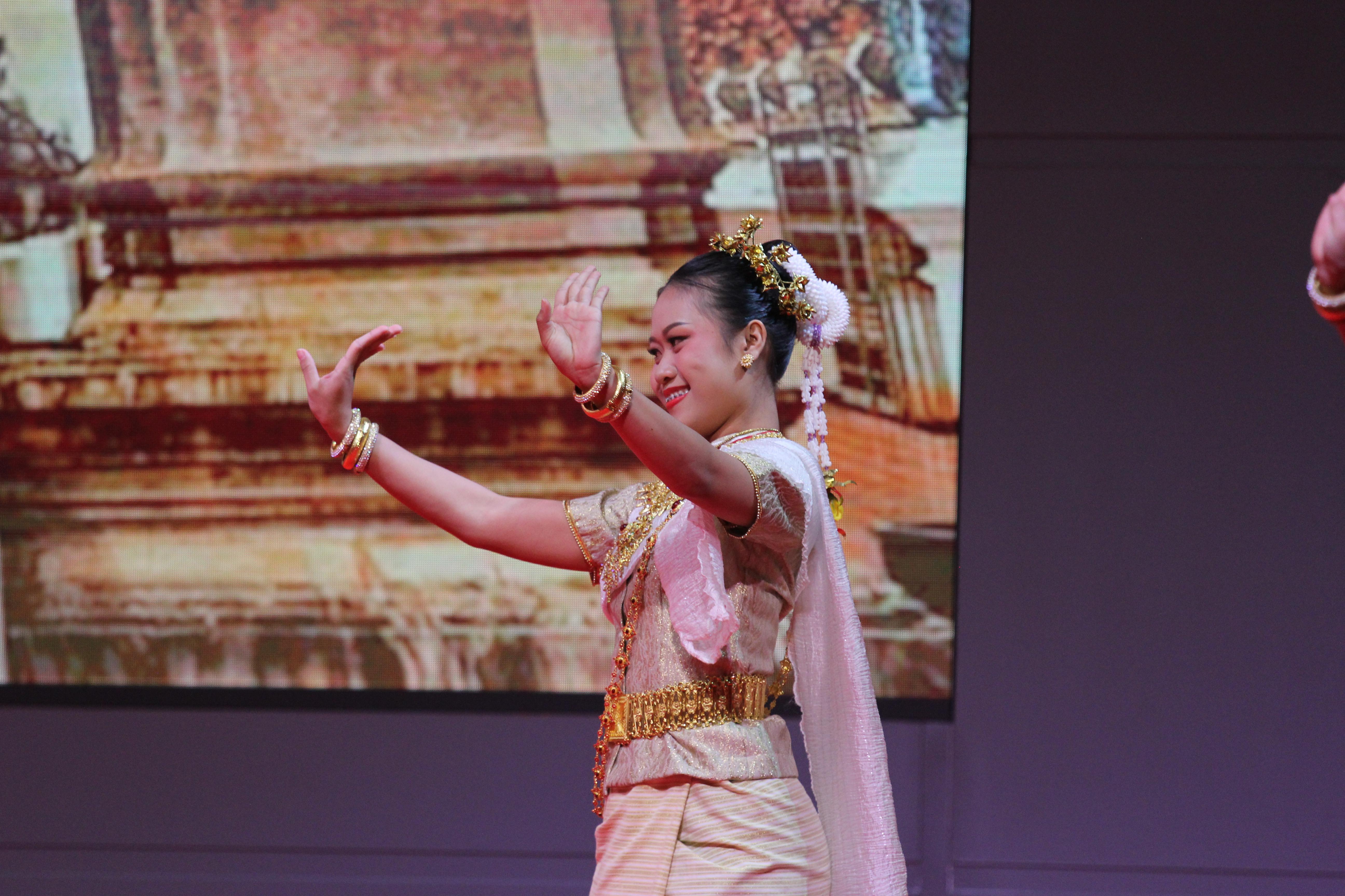 344. พิธีเปิดการแข่งขันทักษะวิชาการวิชาชีพครูและส่งเสริมศิลปวัฒนธรรม ครั้งที่13 มหาวิทยาลัยราชภัฏภาคเหนือ 8 สถาบัน