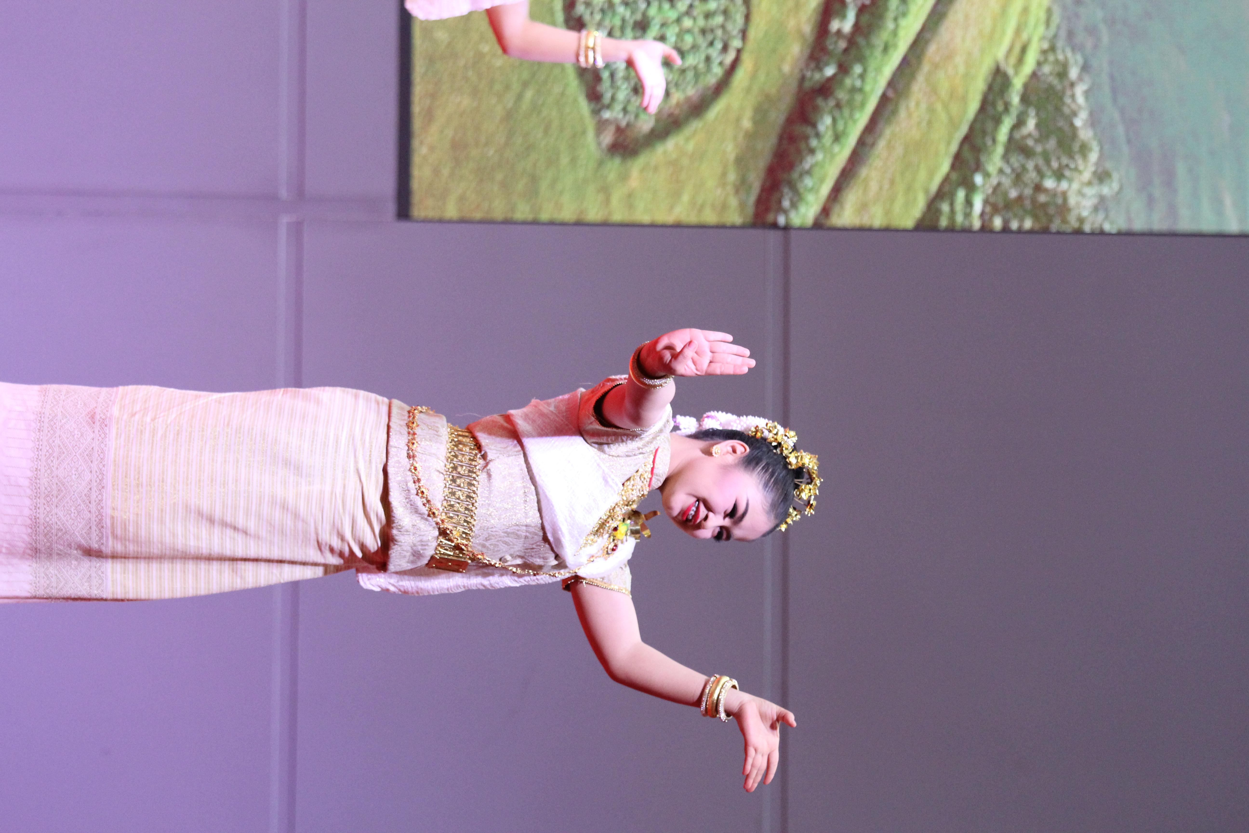 348. พิธีเปิดการแข่งขันทักษะวิชาการวิชาชีพครูและส่งเสริมศิลปวัฒนธรรม ครั้งที่13 มหาวิทยาลัยราชภัฏภาคเหนือ 8 สถาบัน