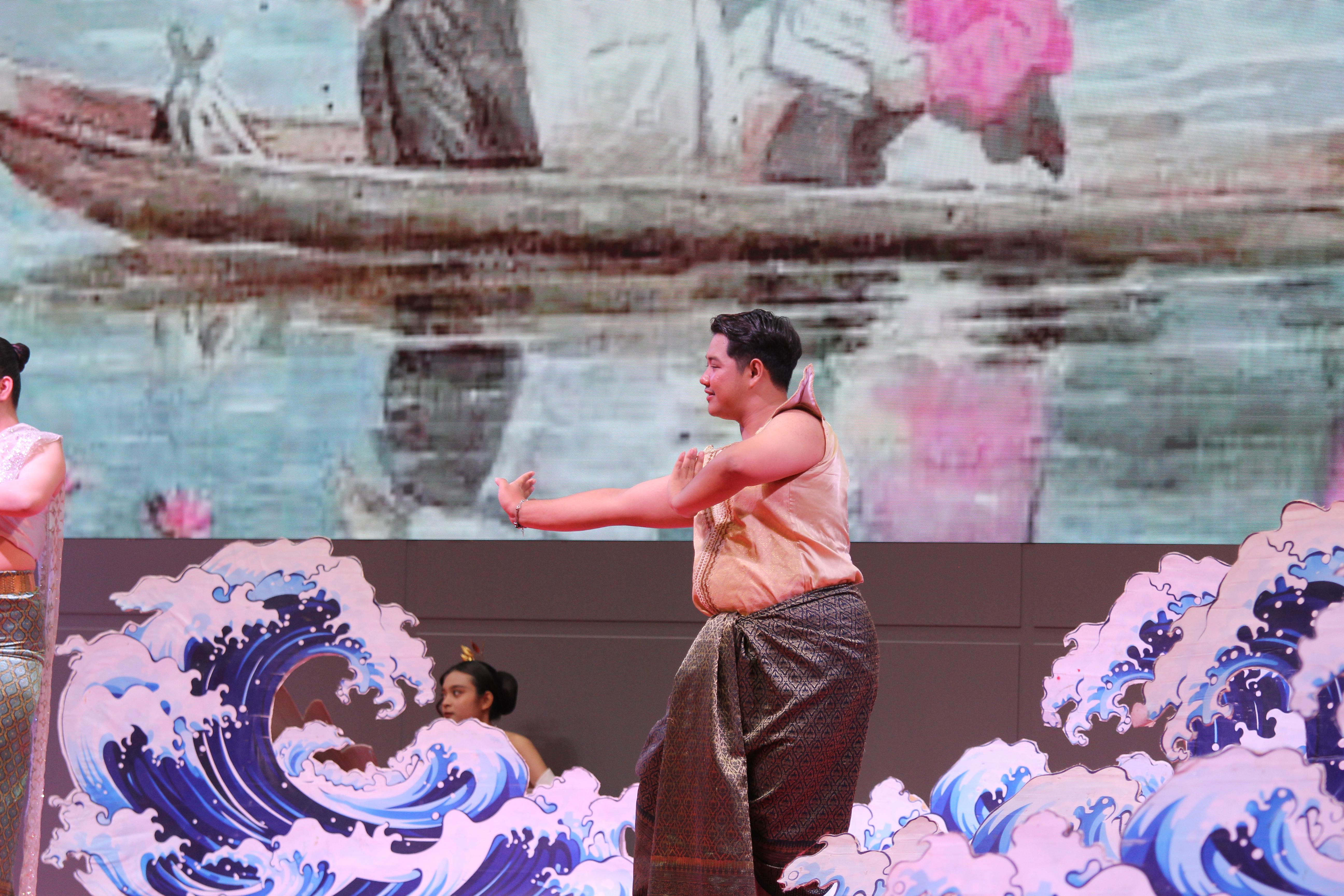 378. พิธีเปิดการแข่งขันทักษะวิชาการวิชาชีพครูและส่งเสริมศิลปวัฒนธรรม ครั้งที่13 มหาวิทยาลัยราชภัฏภาคเหนือ 8 สถาบัน