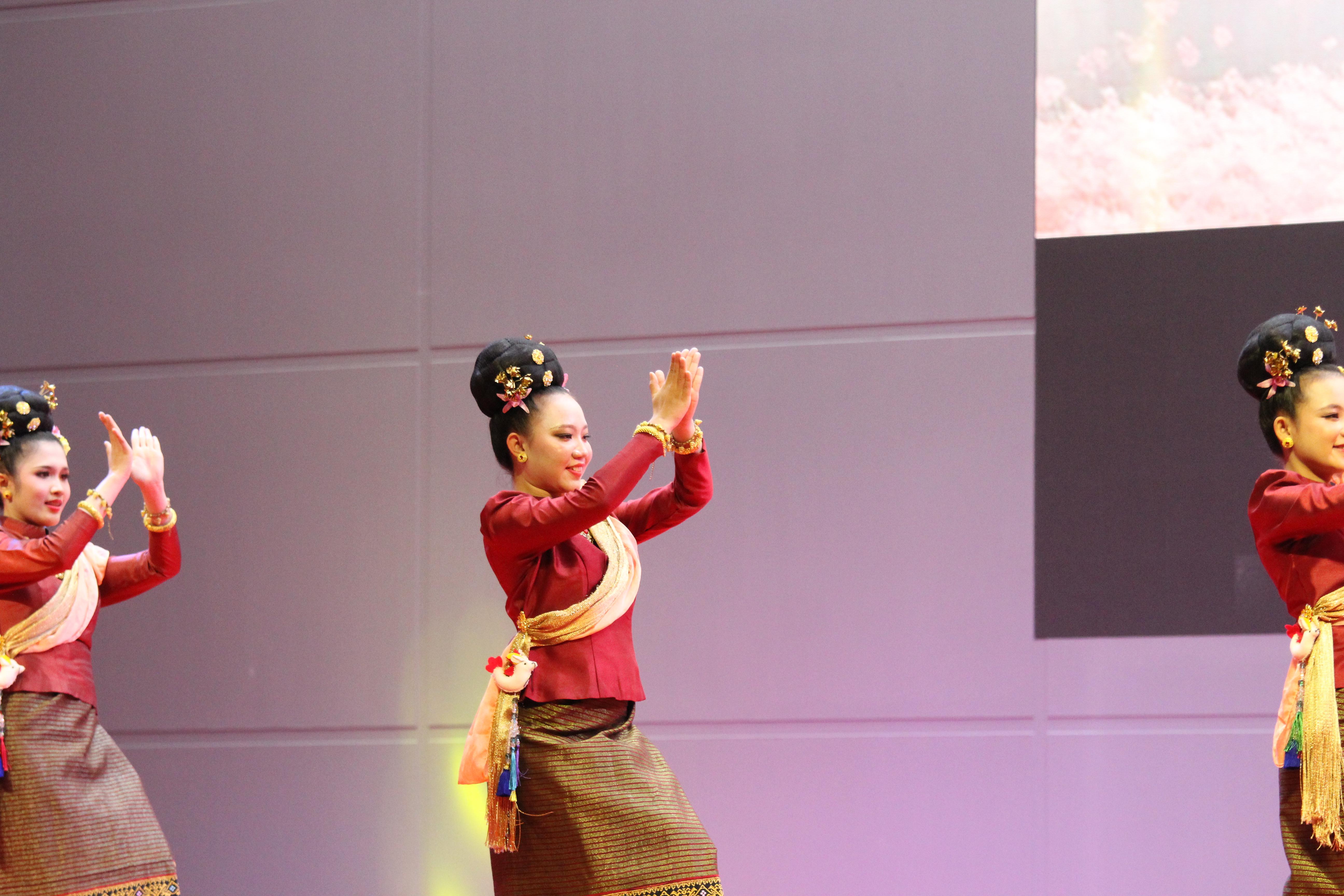 410. พิธีเปิดการแข่งขันทักษะวิชาการวิชาชีพครูและส่งเสริมศิลปวัฒนธรรม ครั้งที่13 มหาวิทยาลัยราชภัฏภาคเหนือ 8 สถาบัน