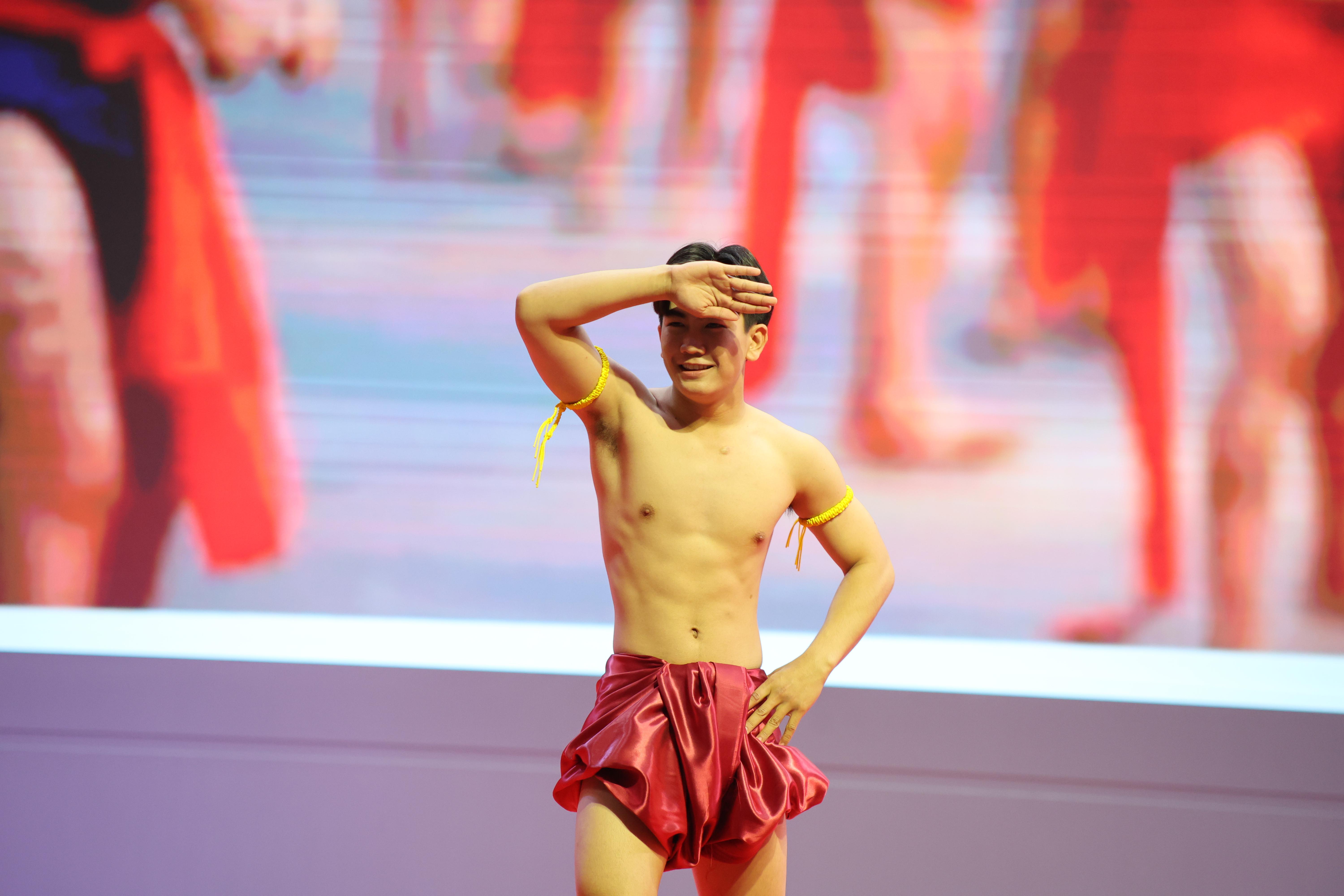 425. พิธีเปิดการแข่งขันทักษะวิชาการวิชาชีพครูและส่งเสริมศิลปวัฒนธรรม ครั้งที่13 มหาวิทยาลัยราชภัฏภาคเหนือ 8 สถาบัน