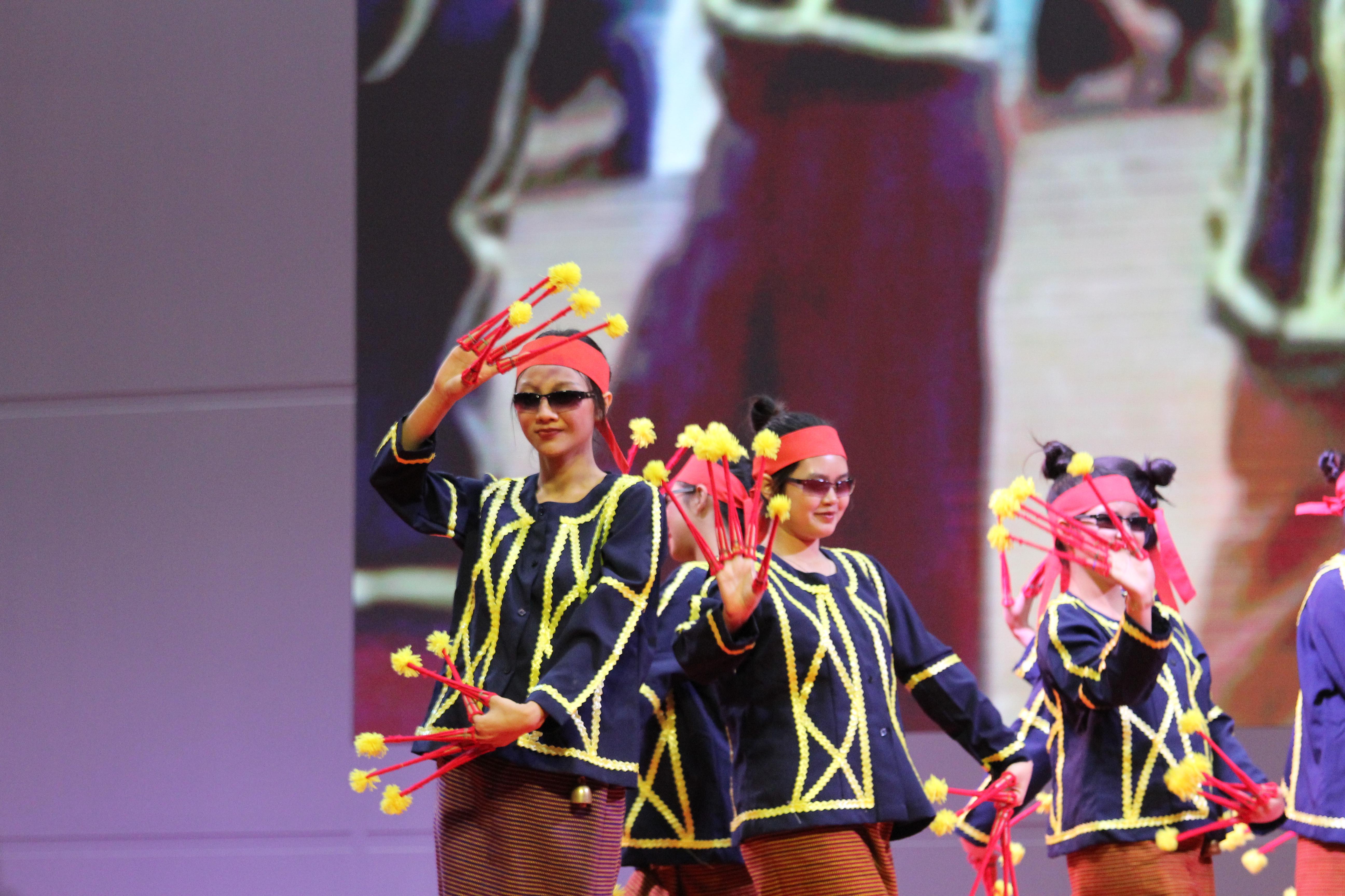 439. พิธีเปิดการแข่งขันทักษะวิชาการวิชาชีพครูและส่งเสริมศิลปวัฒนธรรม ครั้งที่13 มหาวิทยาลัยราชภัฏภาคเหนือ 8 สถาบัน