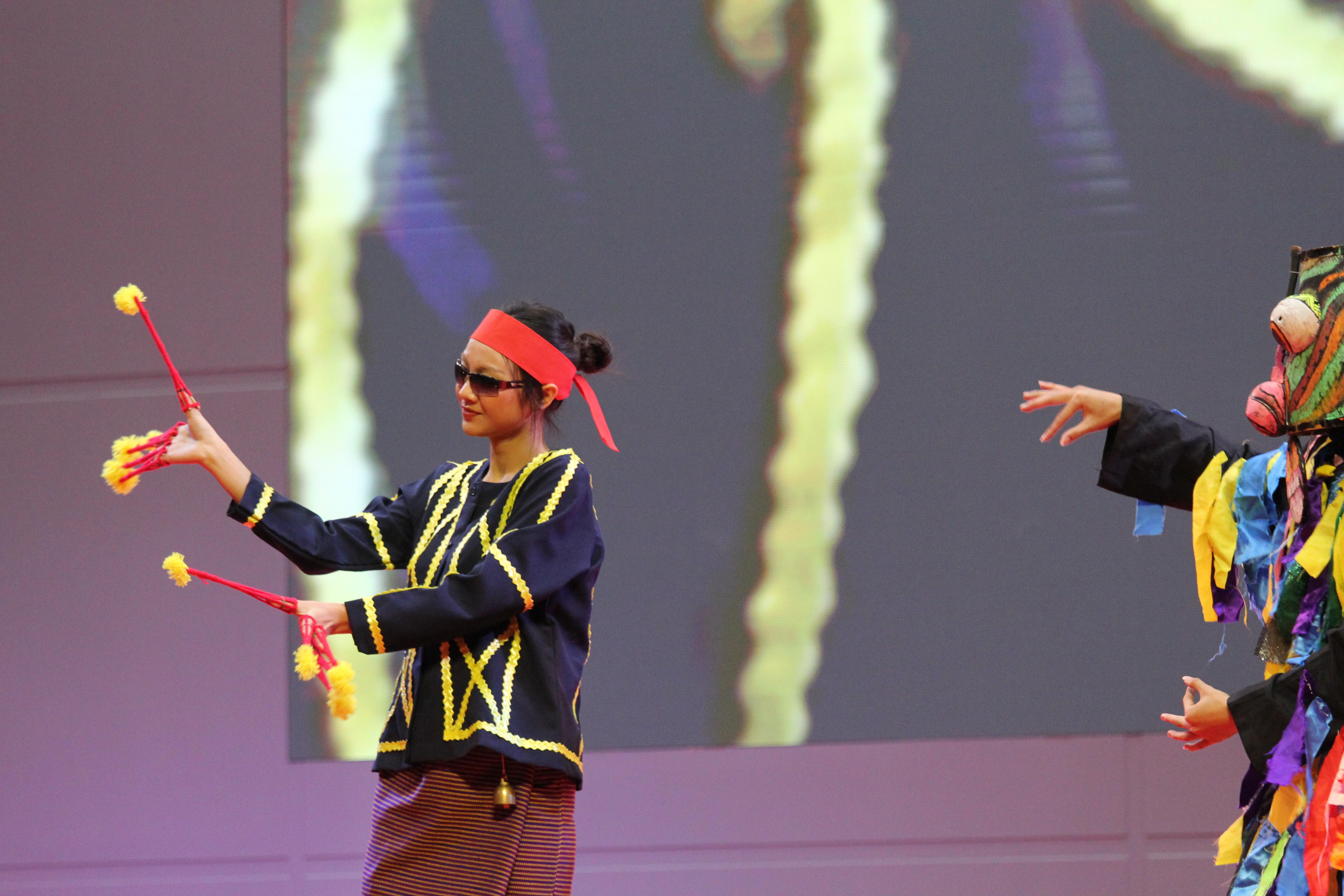 455. พิธีเปิดการแข่งขันทักษะวิชาการวิชาชีพครูและส่งเสริมศิลปวัฒนธรรม ครั้งที่13 มหาวิทยาลัยราชภัฏภาคเหนือ 8 สถาบัน