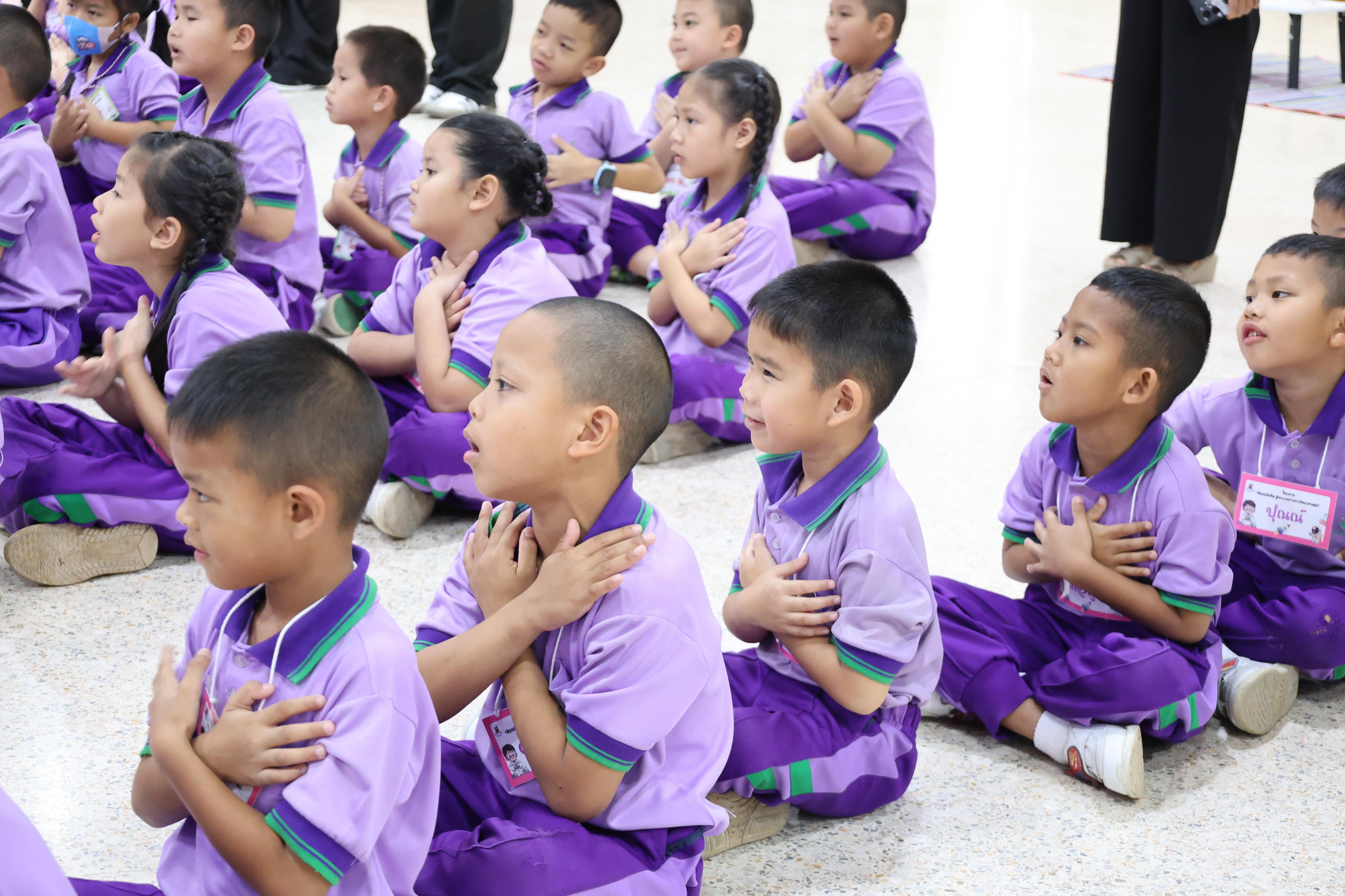 15. กิจกรรมบริการวิชาการ "โครงการสัญจรนักคิดสู่กระบวนการคิดทางวิทยาศาสตร์" โรงเรียนสาธิต (วัดวังยาง)