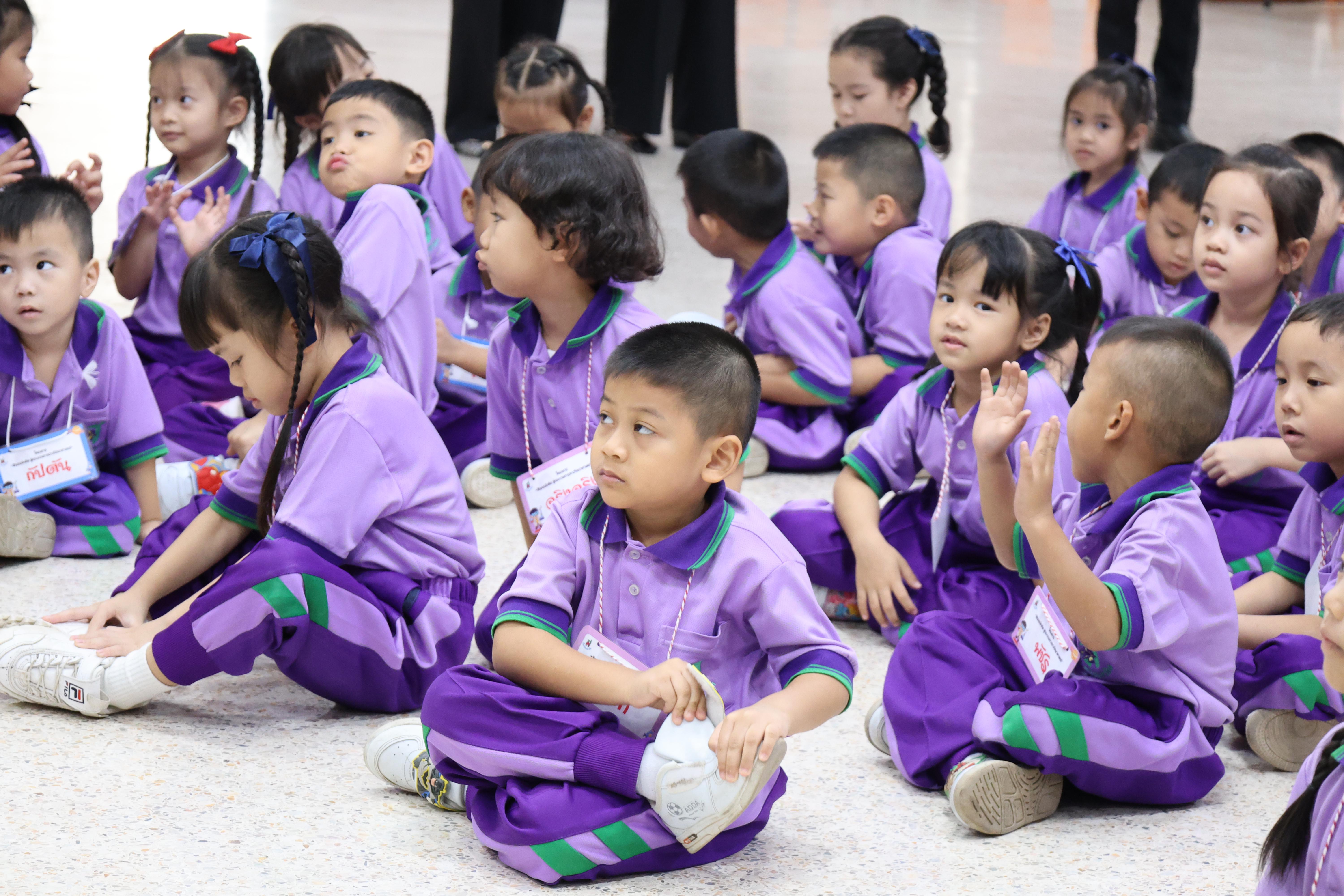 21. กิจกรรมบริการวิชาการ "โครงการสัญจรนักคิดสู่กระบวนการคิดทางวิทยาศาสตร์" โรงเรียนสาธิต (วัดวังยาง)