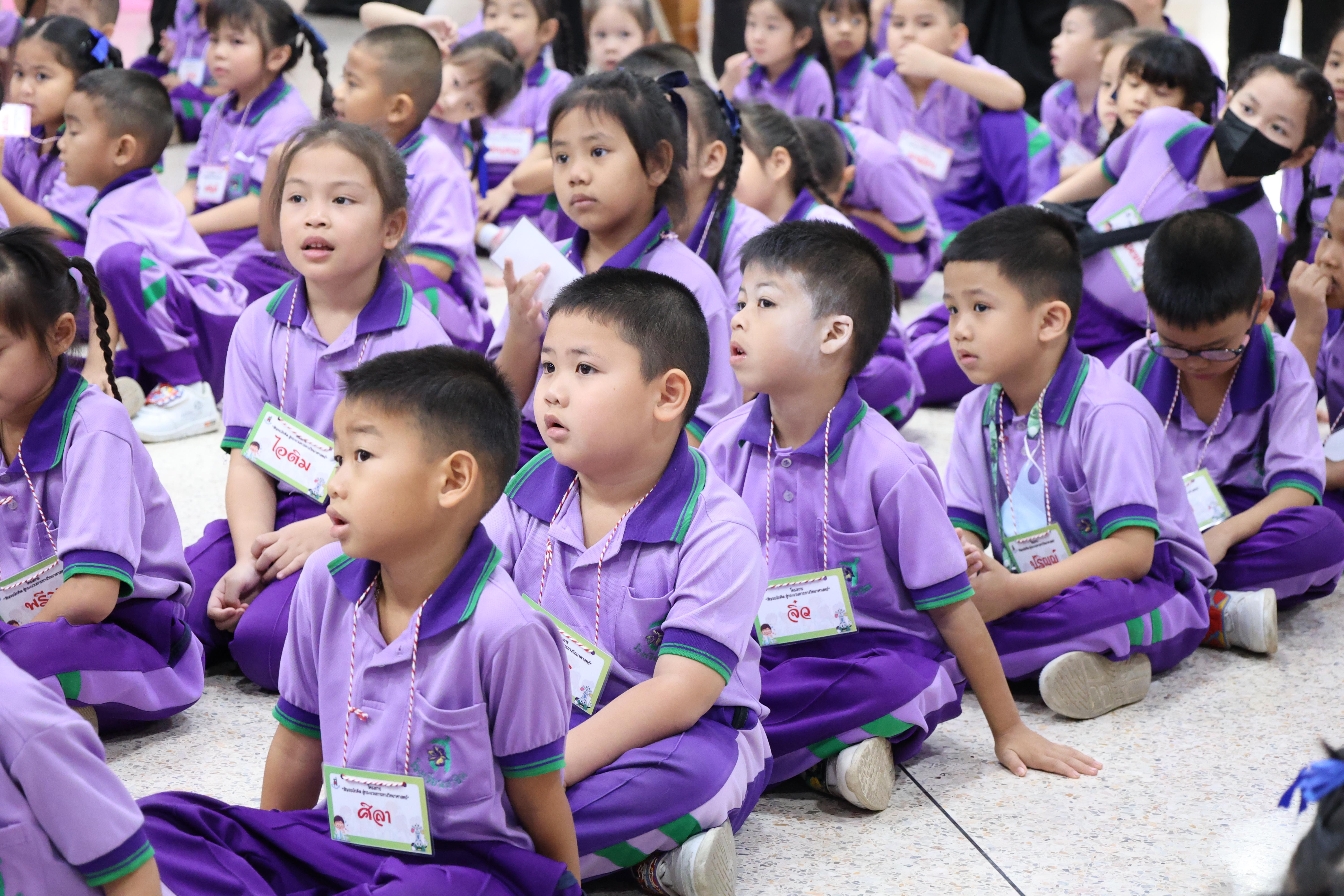 22. กิจกรรมบริการวิชาการ "โครงการสัญจรนักคิดสู่กระบวนการคิดทางวิทยาศาสตร์" โรงเรียนสาธิต (วัดวังยาง)