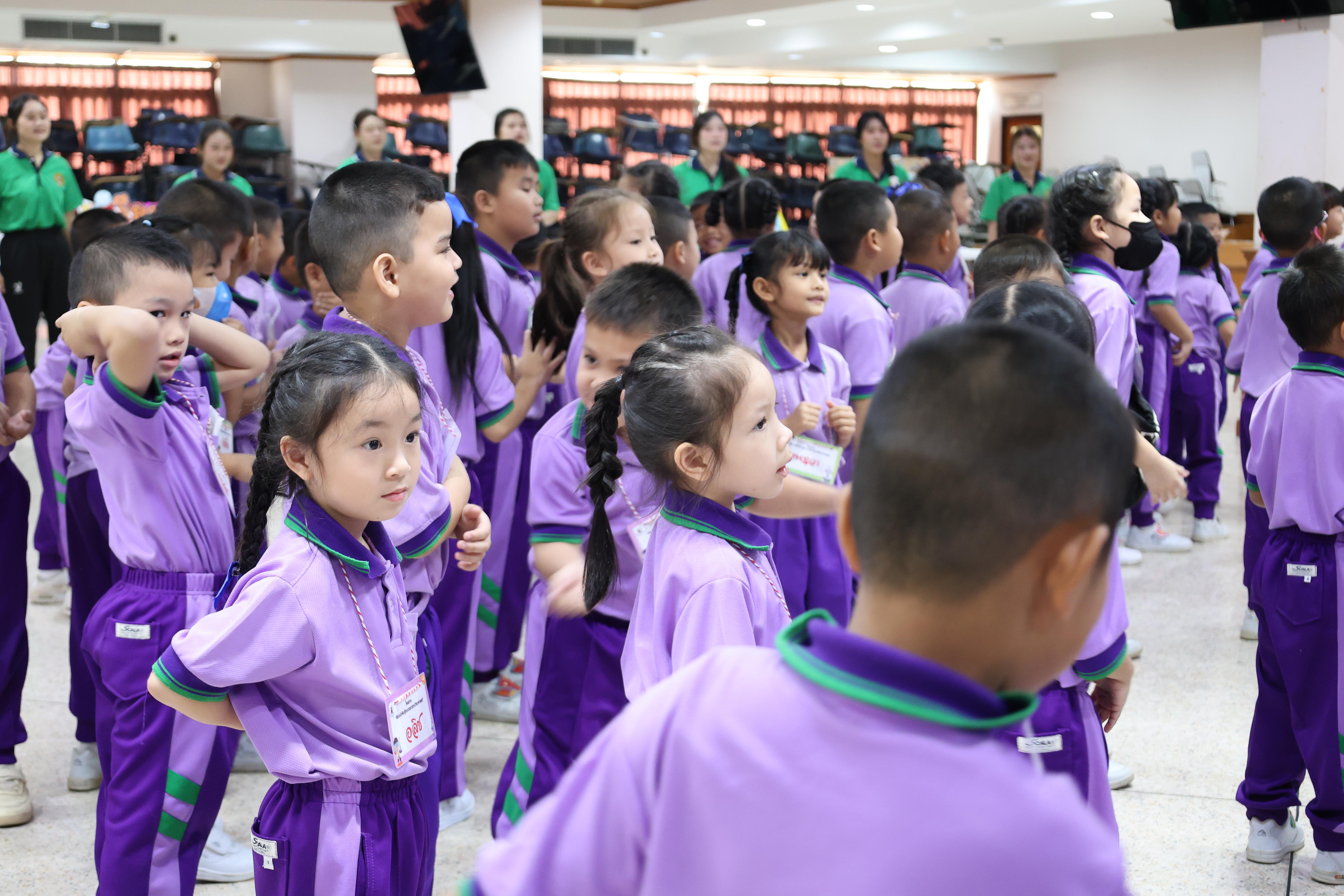 36. กิจกรรมบริการวิชาการ "โครงการสัญจรนักคิดสู่กระบวนการคิดทางวิทยาศาสตร์" โรงเรียนสาธิต (วัดวังยาง)